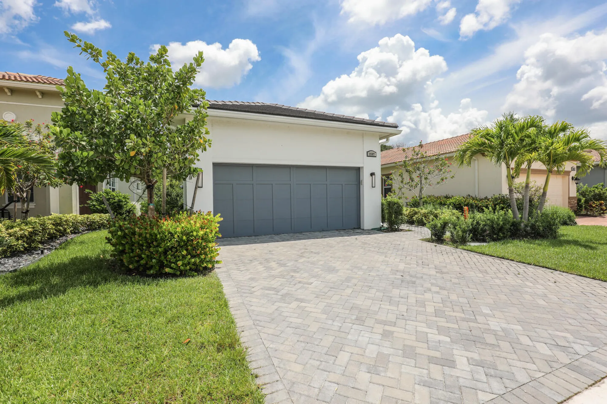 Property Slideshow image 38 of 87 | 11587 sw visconti way, Port Saint Lucie, FL, 34986