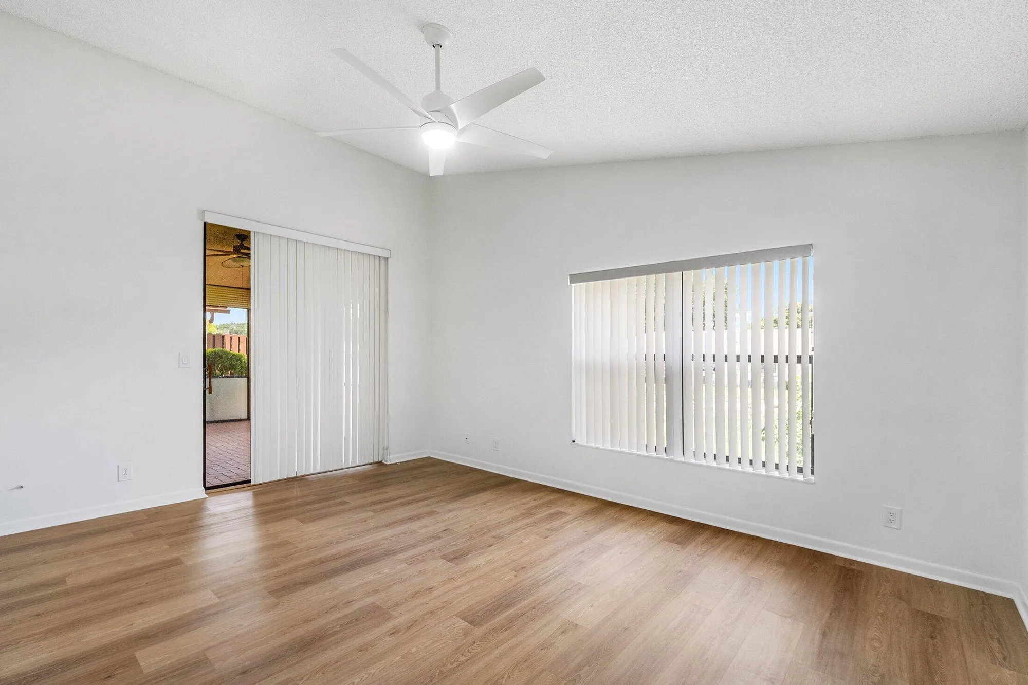Property Slideshow image 19 of 40 | 4932 boxwood cir, Boynton Beach, FL, 33436