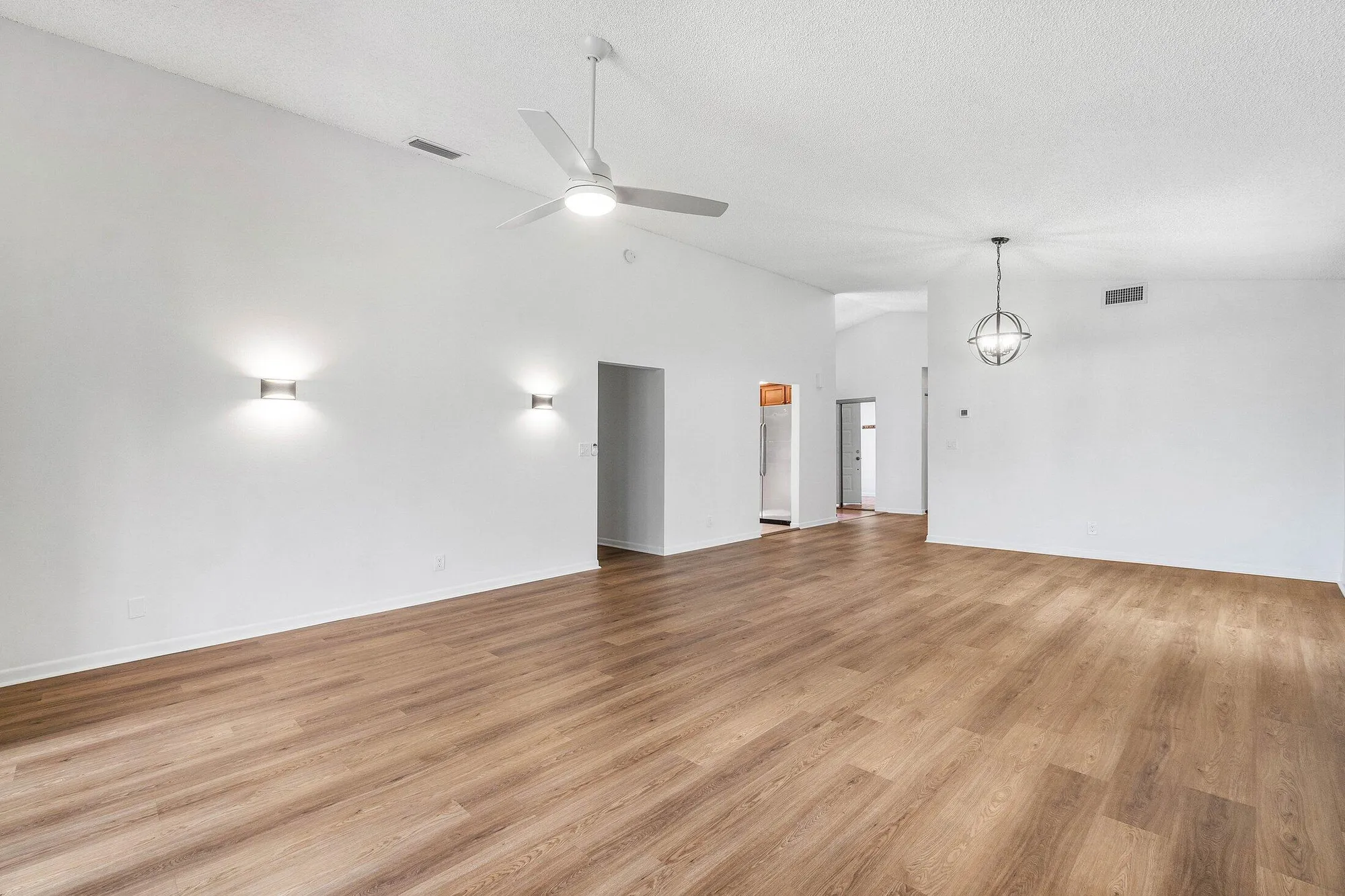 Property Slideshow image 9 of 40 | 4932 boxwood cir, Boynton Beach, FL, 33436