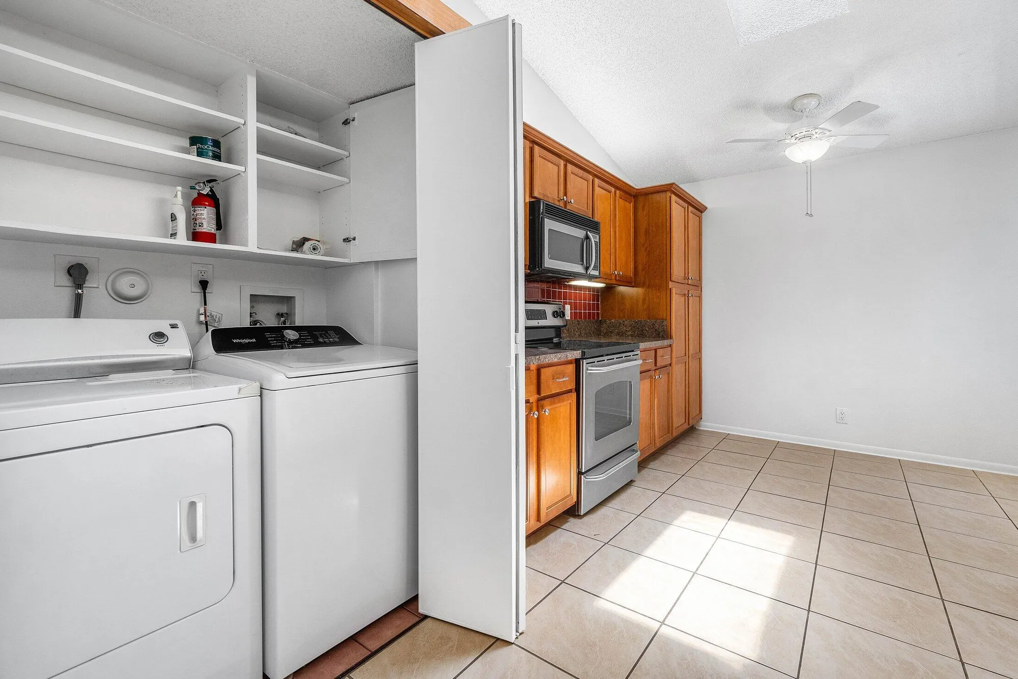 Property Slideshow image 16 of 40 | 4932 boxwood cir, Boynton Beach, FL, 33436