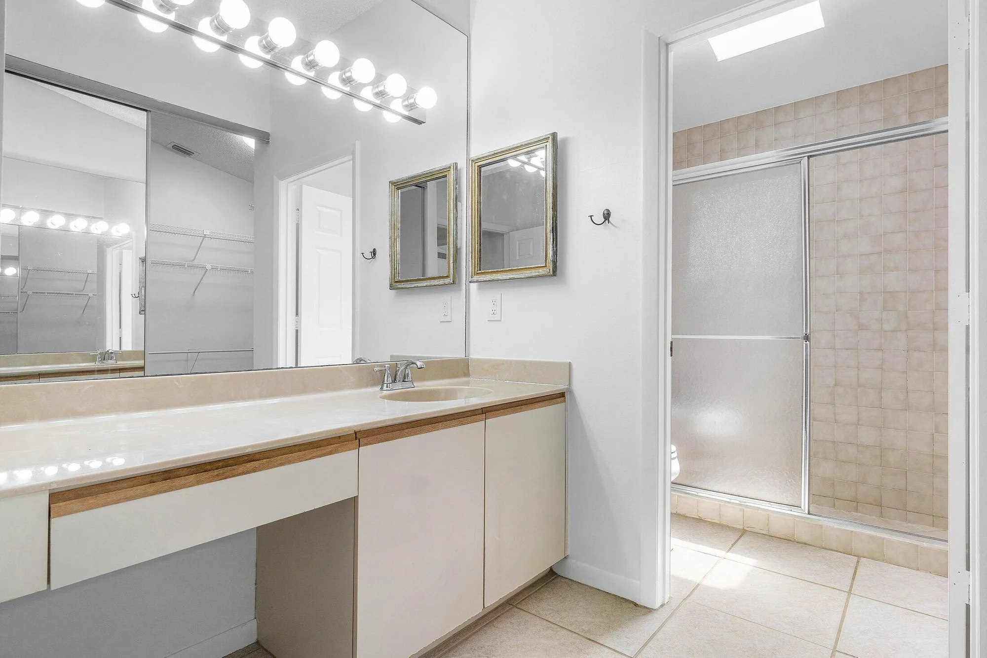 Property Slideshow image 20 of 40 | 4932 boxwood cir, Boynton Beach, FL, 33436