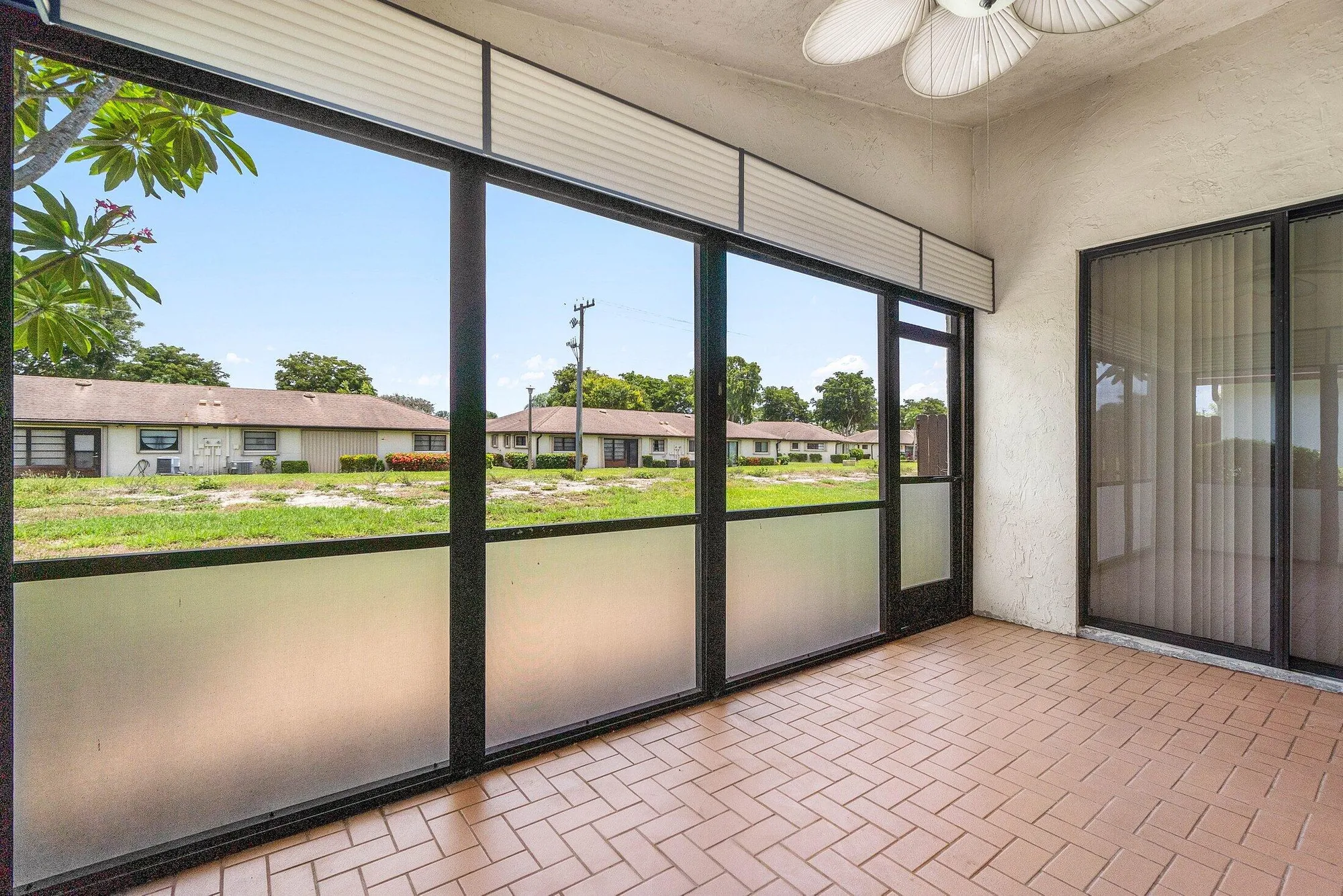 Property Slideshow image 28 of 40 | 4932 boxwood cir, Boynton Beach, FL, 33436