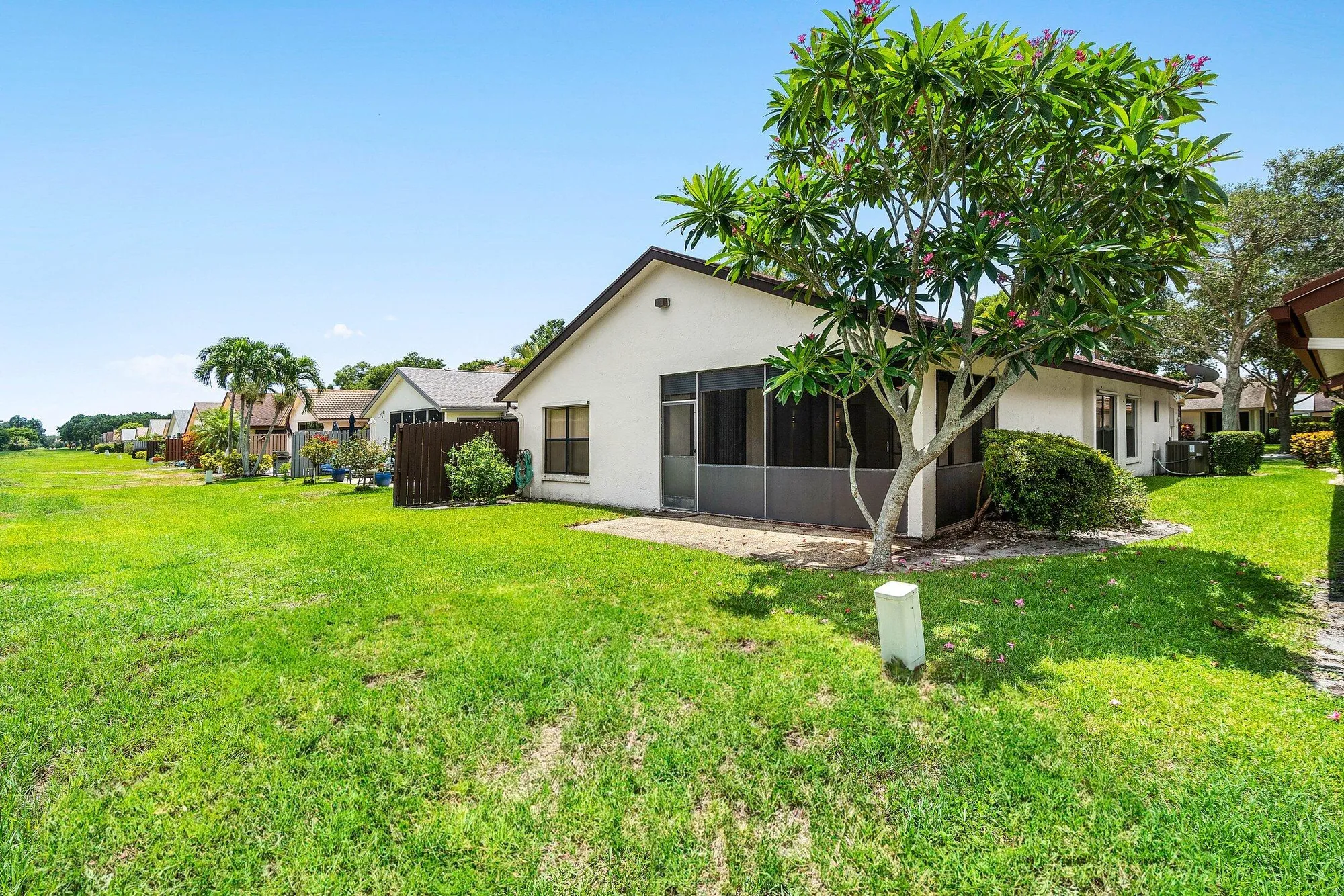 Property Slideshow image 32 of 40 | 4932 boxwood cir, Boynton Beach, FL, 33436