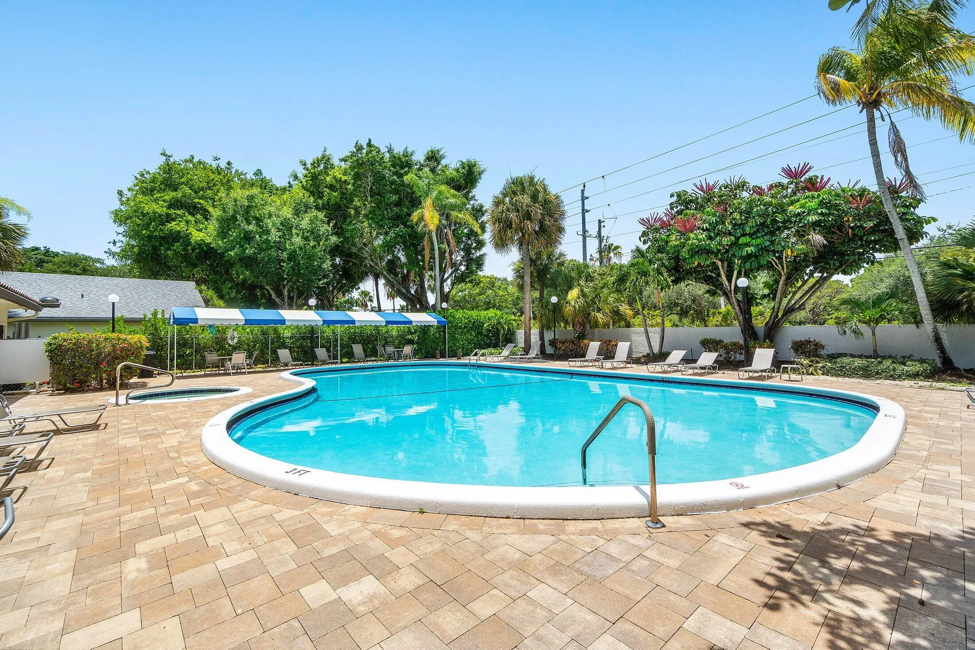 Property Slideshow image 36 of 40 | 4932 boxwood cir, Boynton Beach, FL, 33436