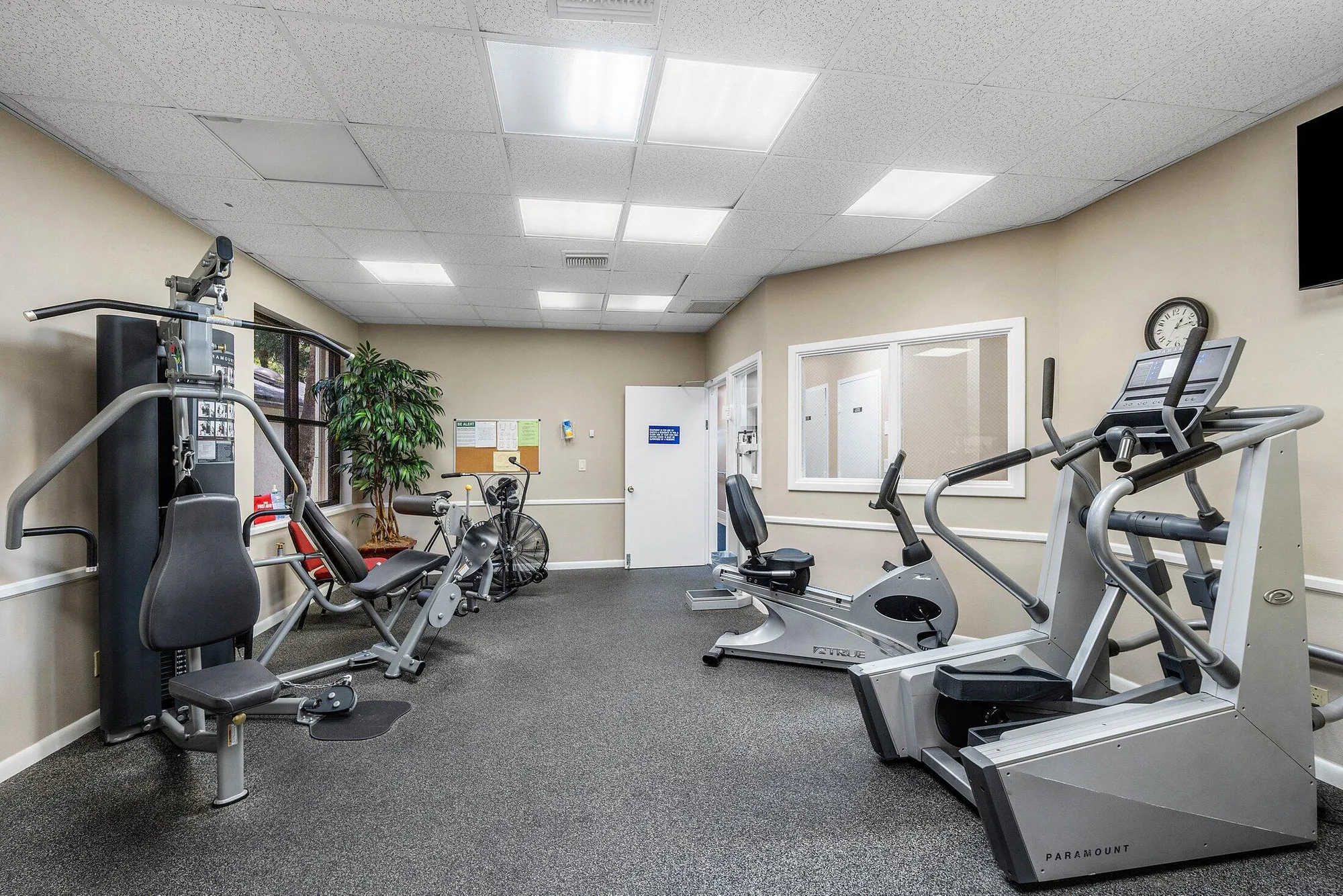 Property Slideshow image 39 of 40 | 4932 boxwood cir, Boynton Beach, FL, 33436