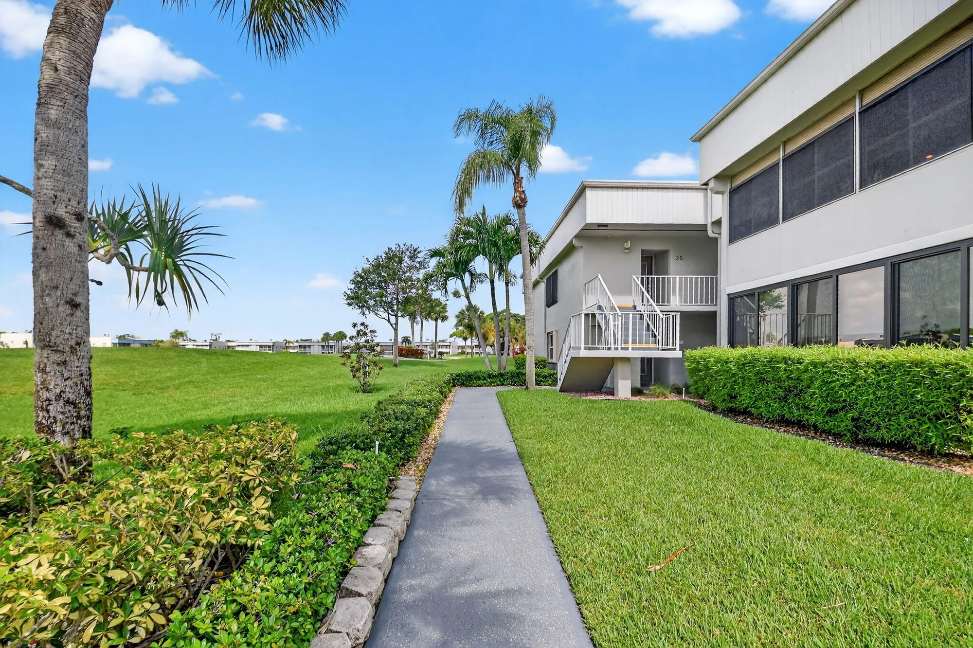 Property Slideshow image 31 of 36 | 5 capri a, Delray Beach, FL, 33484