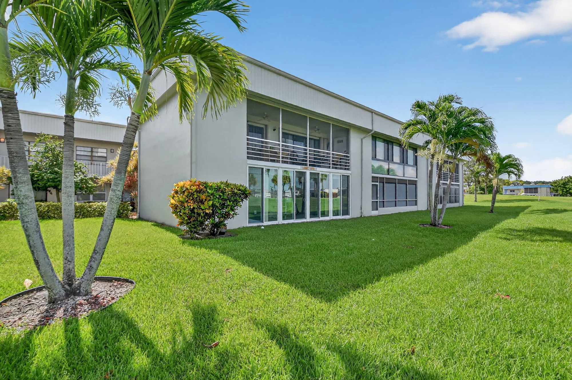 Property Slideshow image 33 of 36 | 5 capri a, Delray Beach, FL, 33484