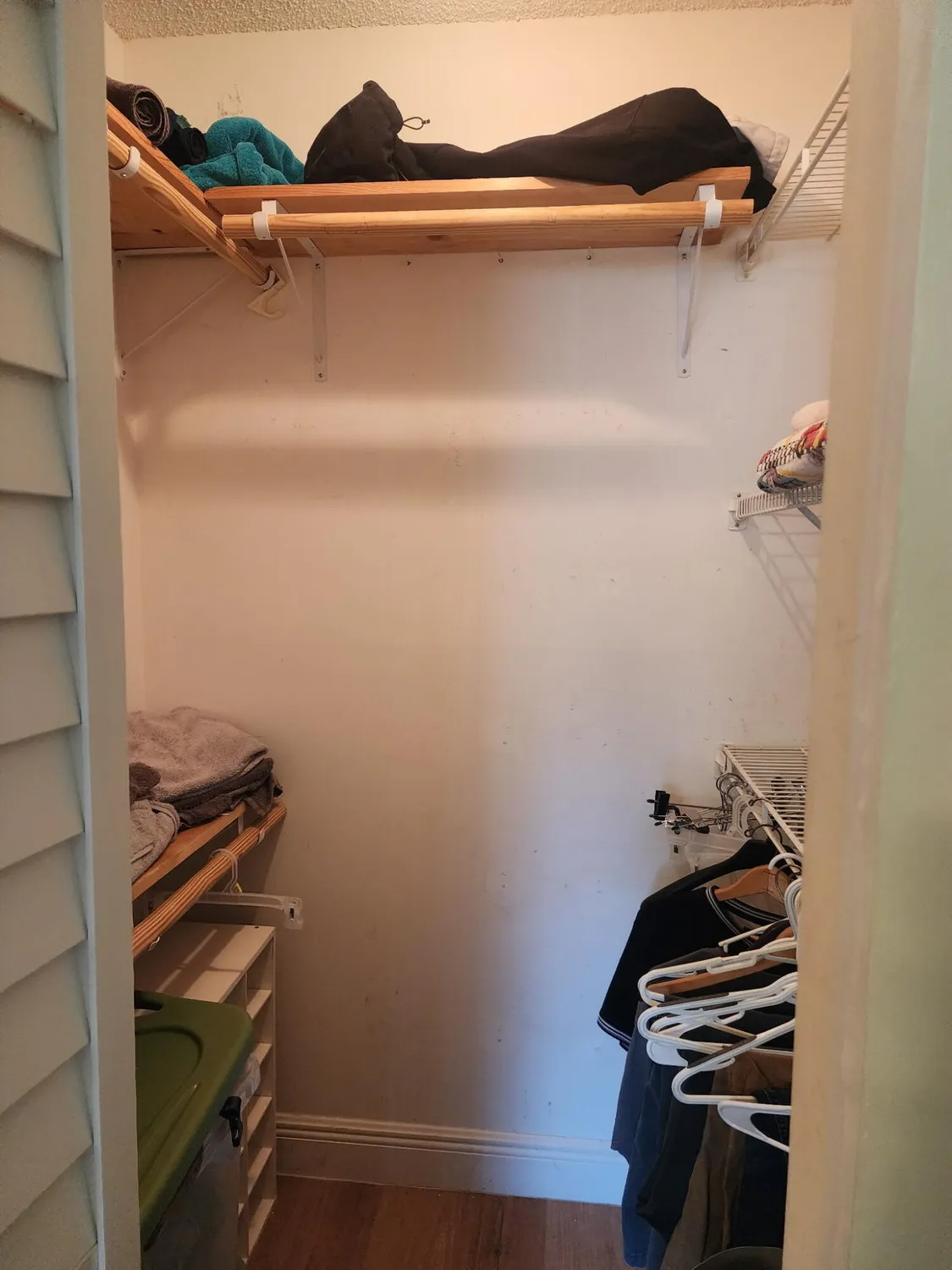 Property Slideshow image 9 of 12 | 4820 lucerne lakes 106 blvd 106, Lake Worth, FL, 33467