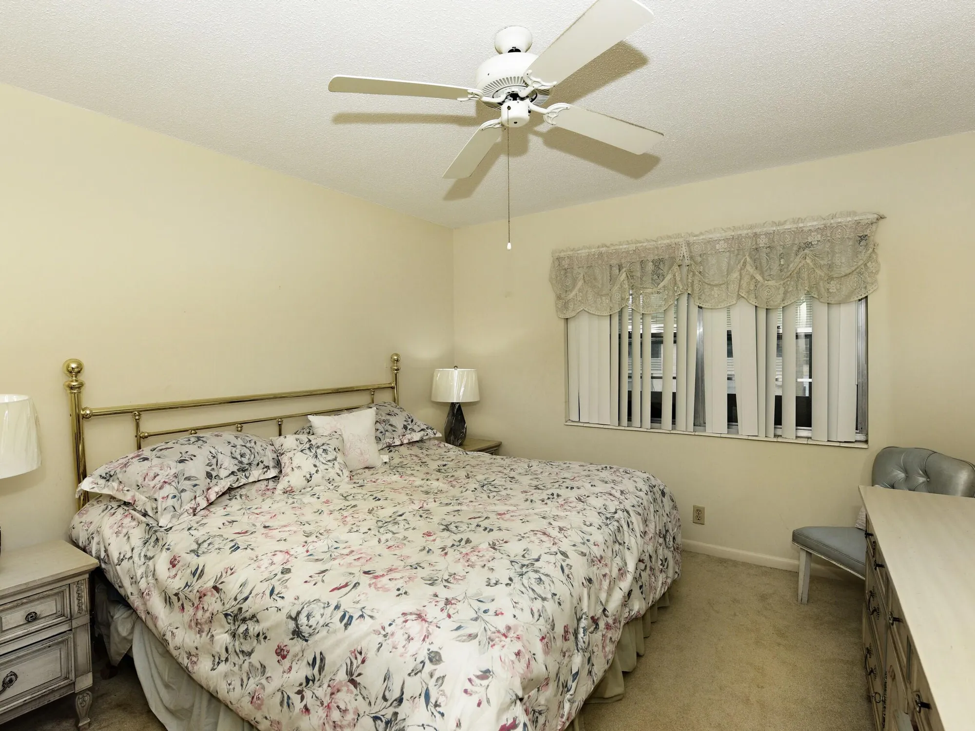 Property Slideshow image 11 of 15 | 90 hastings f, West Palm Beach, FL, 33417