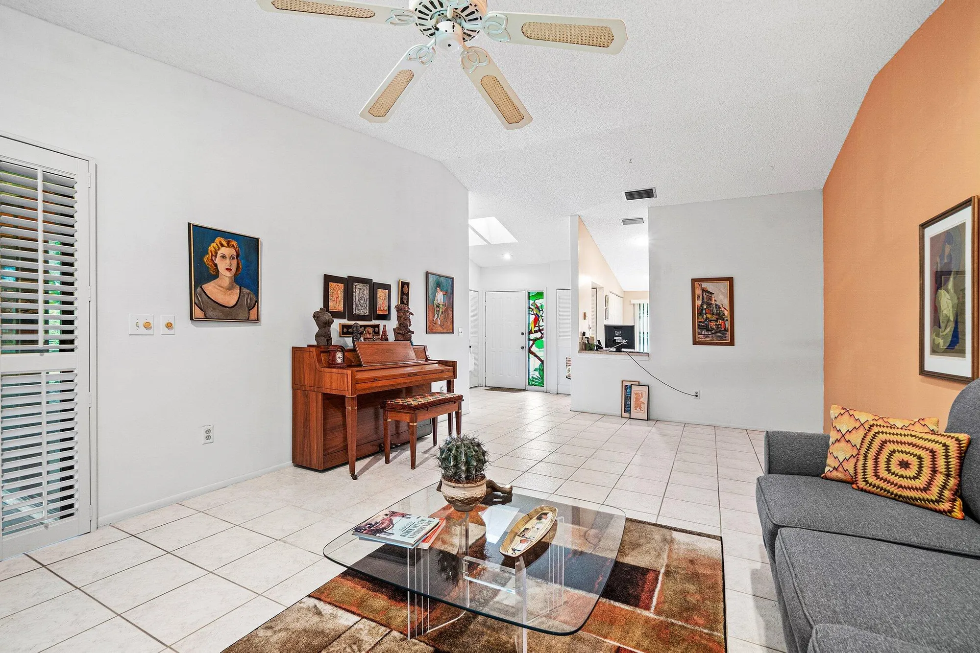 Property Slideshow image 15 of 28 | 476 lynbrook ct, Royal Palm Beach, FL, 33411