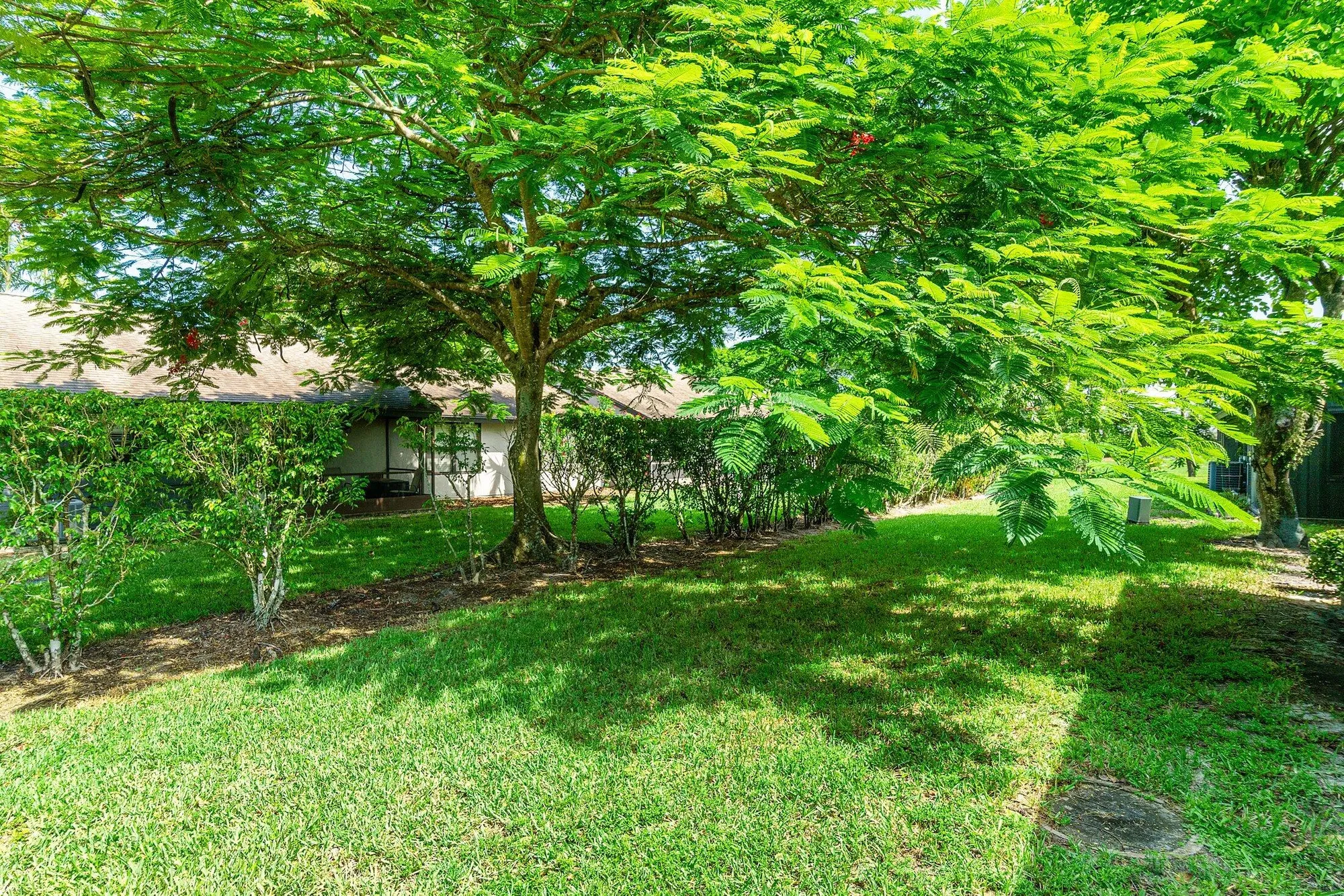 Property Slideshow image 28 of 28 | 476 lynbrook ct, Royal Palm Beach, FL, 33411