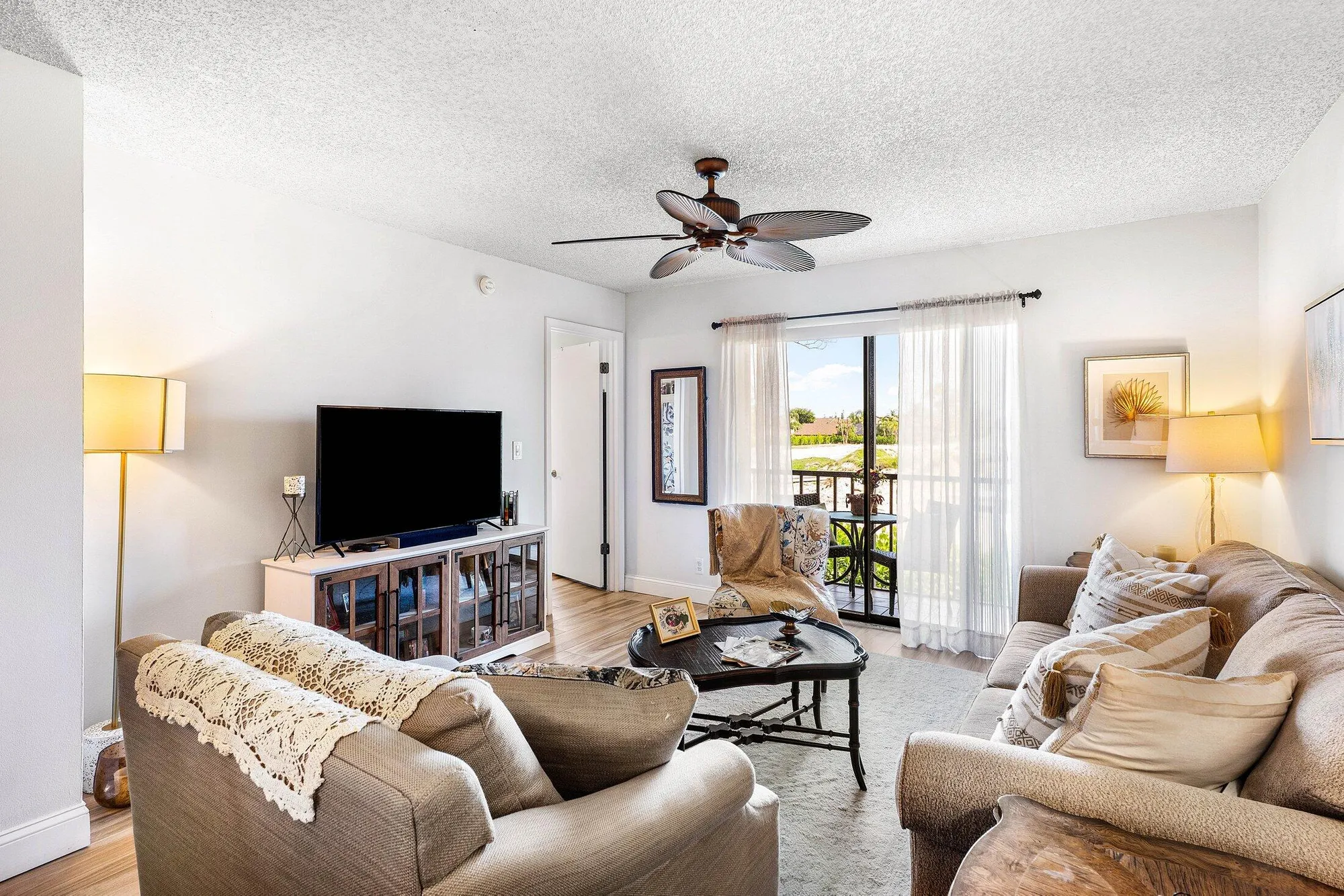 Property Slideshow image 9 of 21 | 7142 golf colony ct apt 203, Lake Worth, FL, 33467