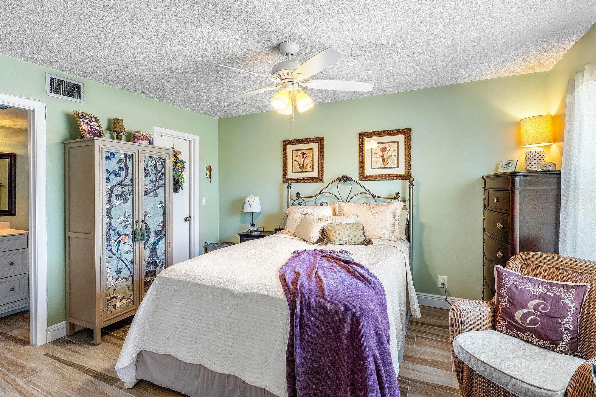 Property Slideshow image 16 of 21 | 7142 golf colony ct apt 203, Lake Worth, FL, 33467