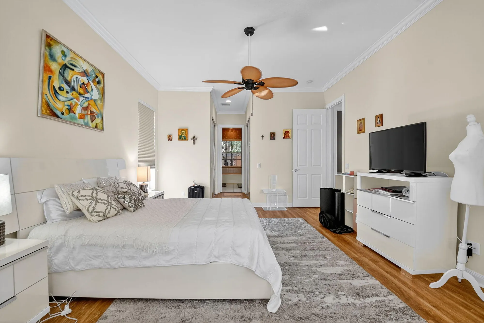 Property Slideshow image 17 of 66 | 2157 allen creek rd, West Palm Beach, FL, 33411