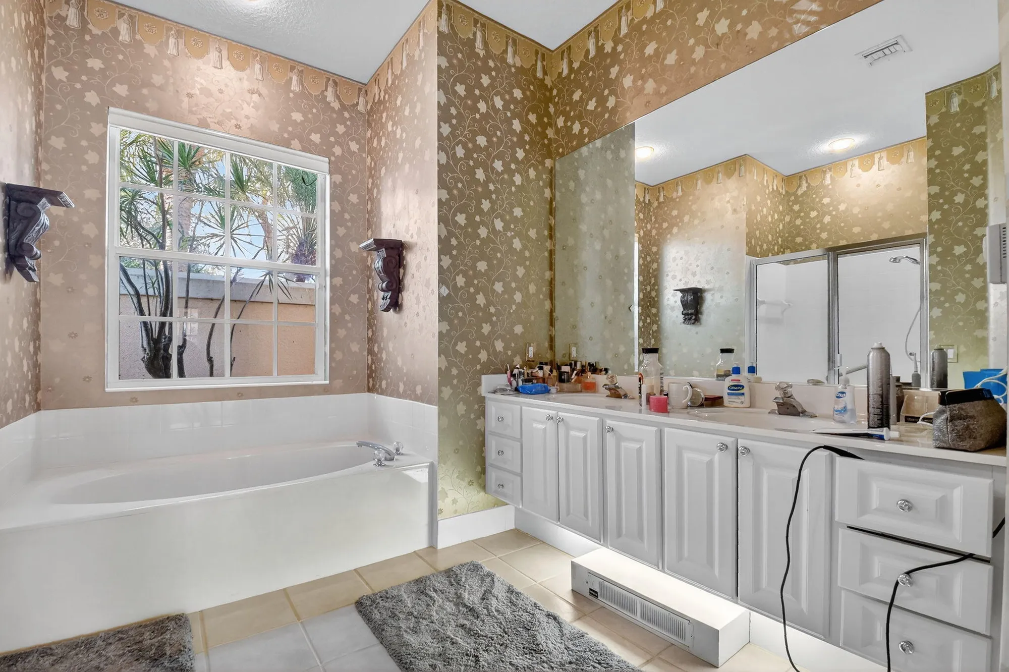 Property Slideshow image 20 of 66 | 2157 allen creek rd, West Palm Beach, FL, 33411