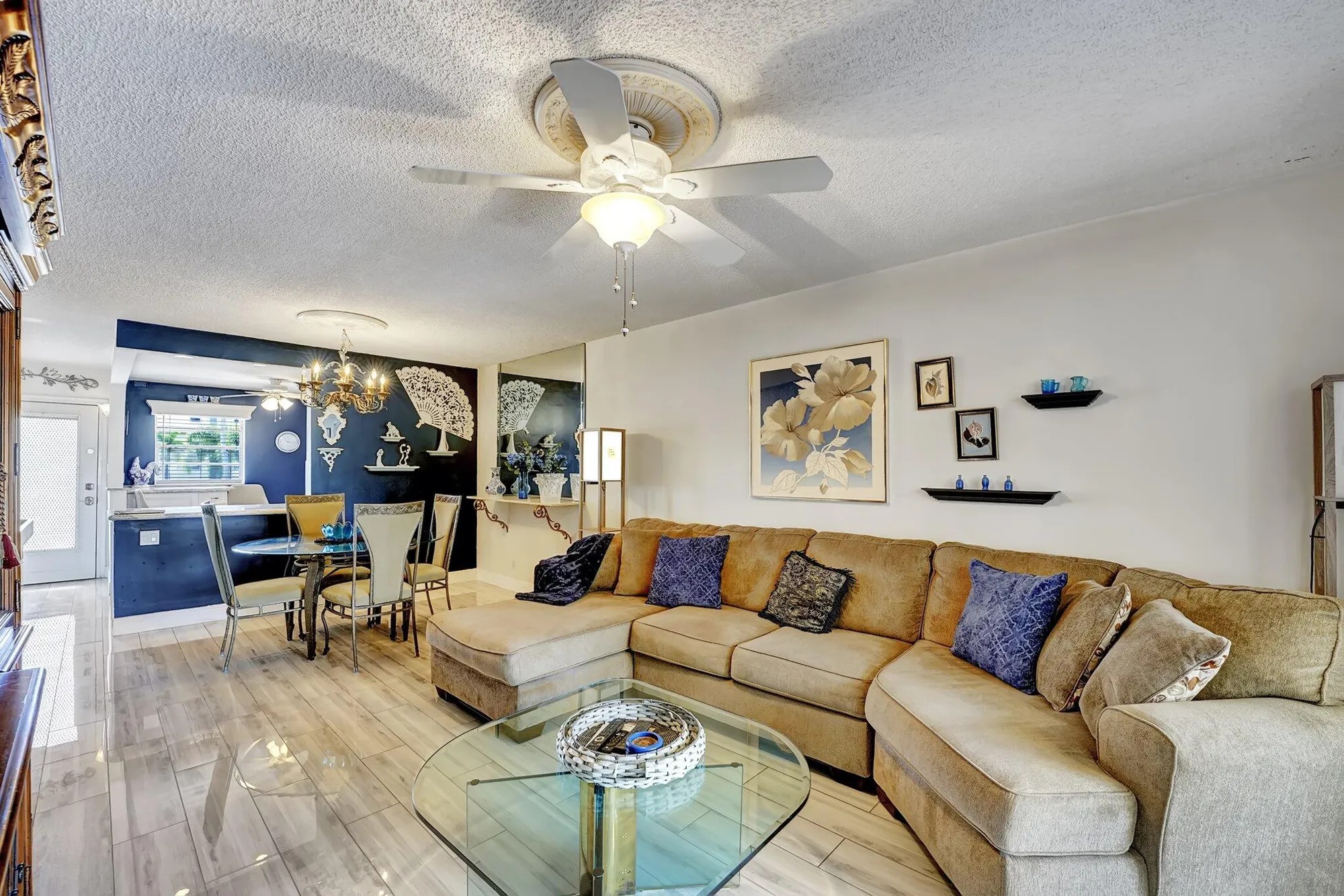 Property Slideshow image 10 of 28 | 2615 ne 1st ct 204, Boynton Beach, FL, 33435