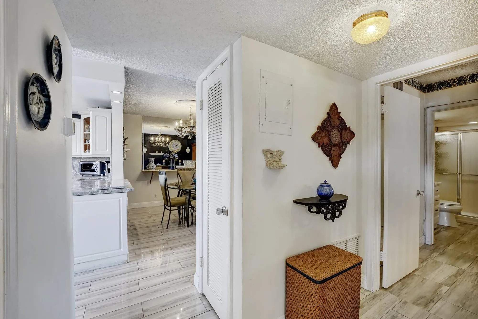 Property Slideshow image 13 of 28 | 2615 ne 1st ct 204, Boynton Beach, FL, 33435