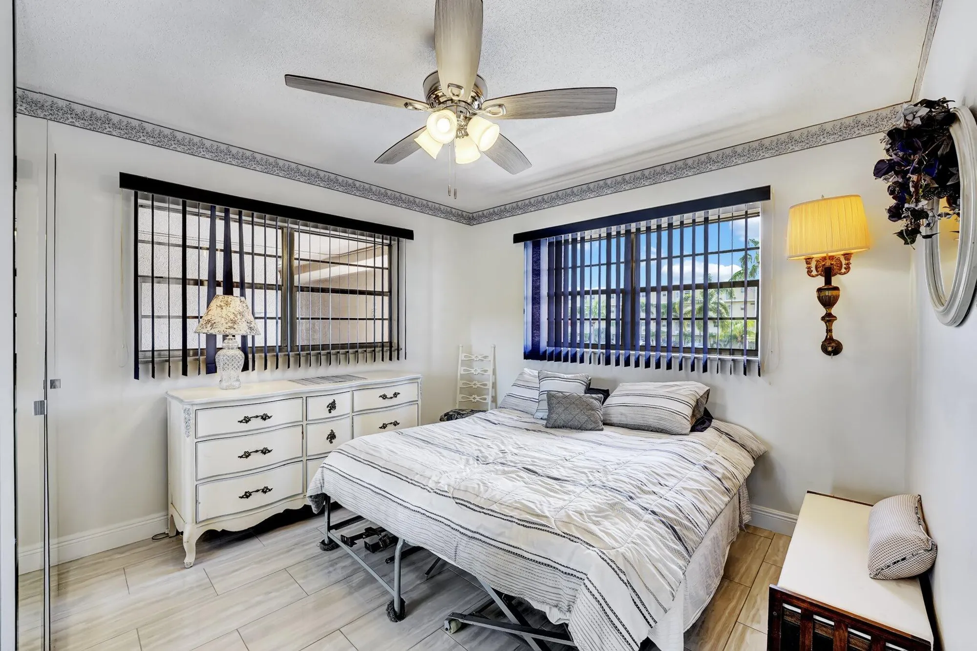 Property Slideshow image 19 of 28 | 2615 ne 1st ct 204, Boynton Beach, FL, 33435