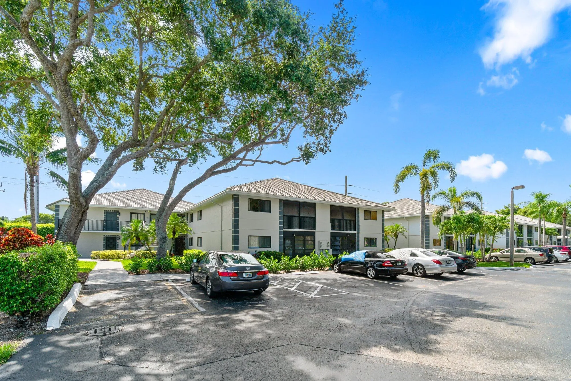 Property Slideshow image 1 of 41 | 15011 ashland cir apt 23, Delray Beach, FL, 33484