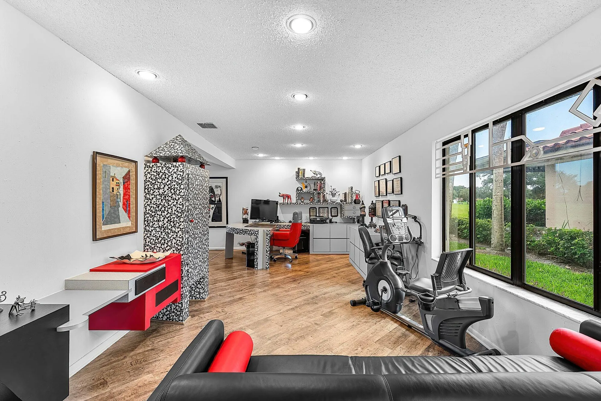 Property Slideshow image 18 of 73 | 14 oaks ln, Boynton Beach, FL, 33436