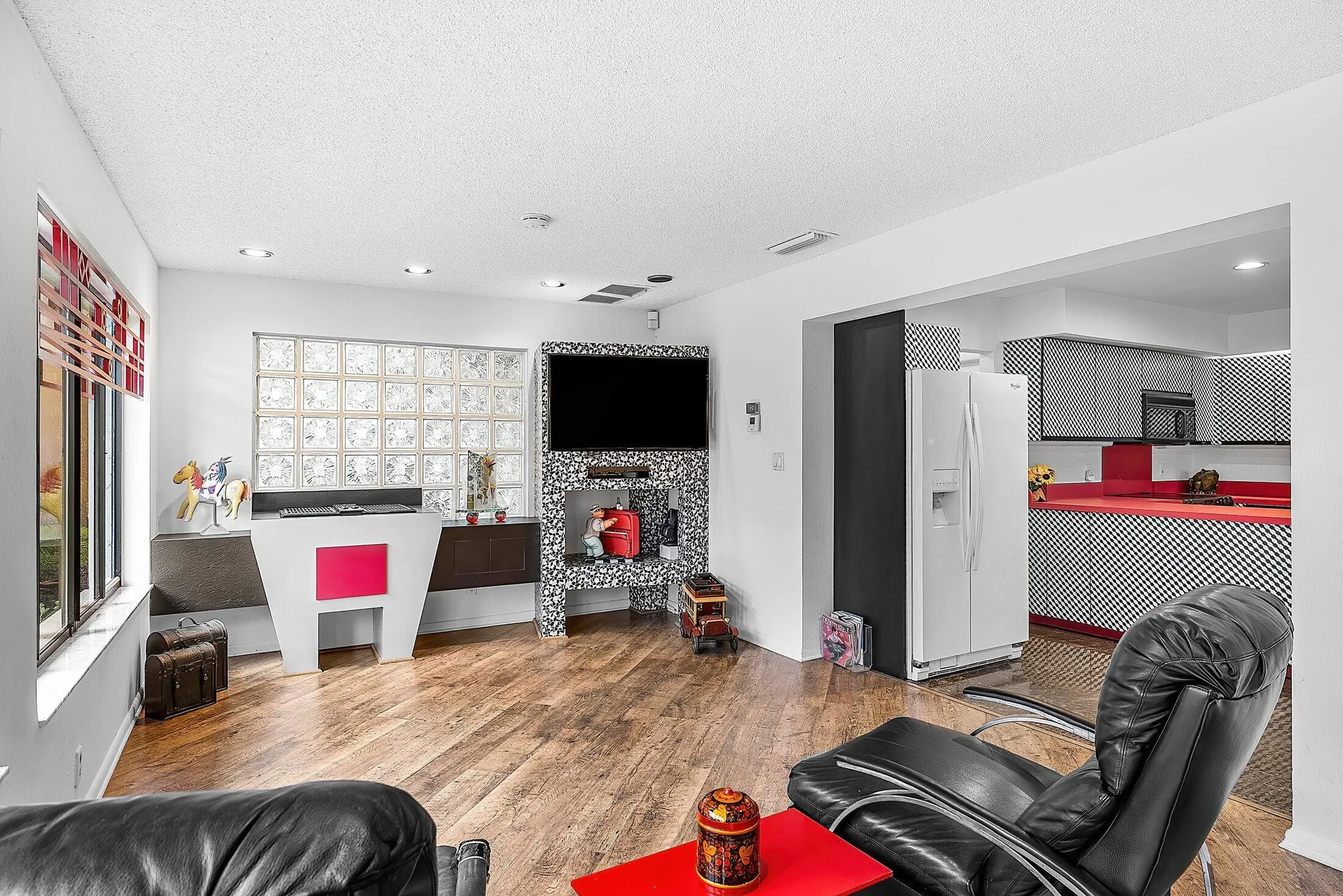 Property Slideshow image 21 of 73 | 14 oaks ln, Boynton Beach, FL, 33436