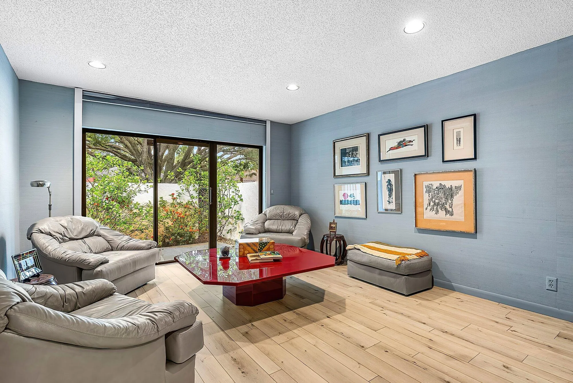 Property Slideshow image 26 of 73 | 14 oaks ln, Boynton Beach, FL, 33436