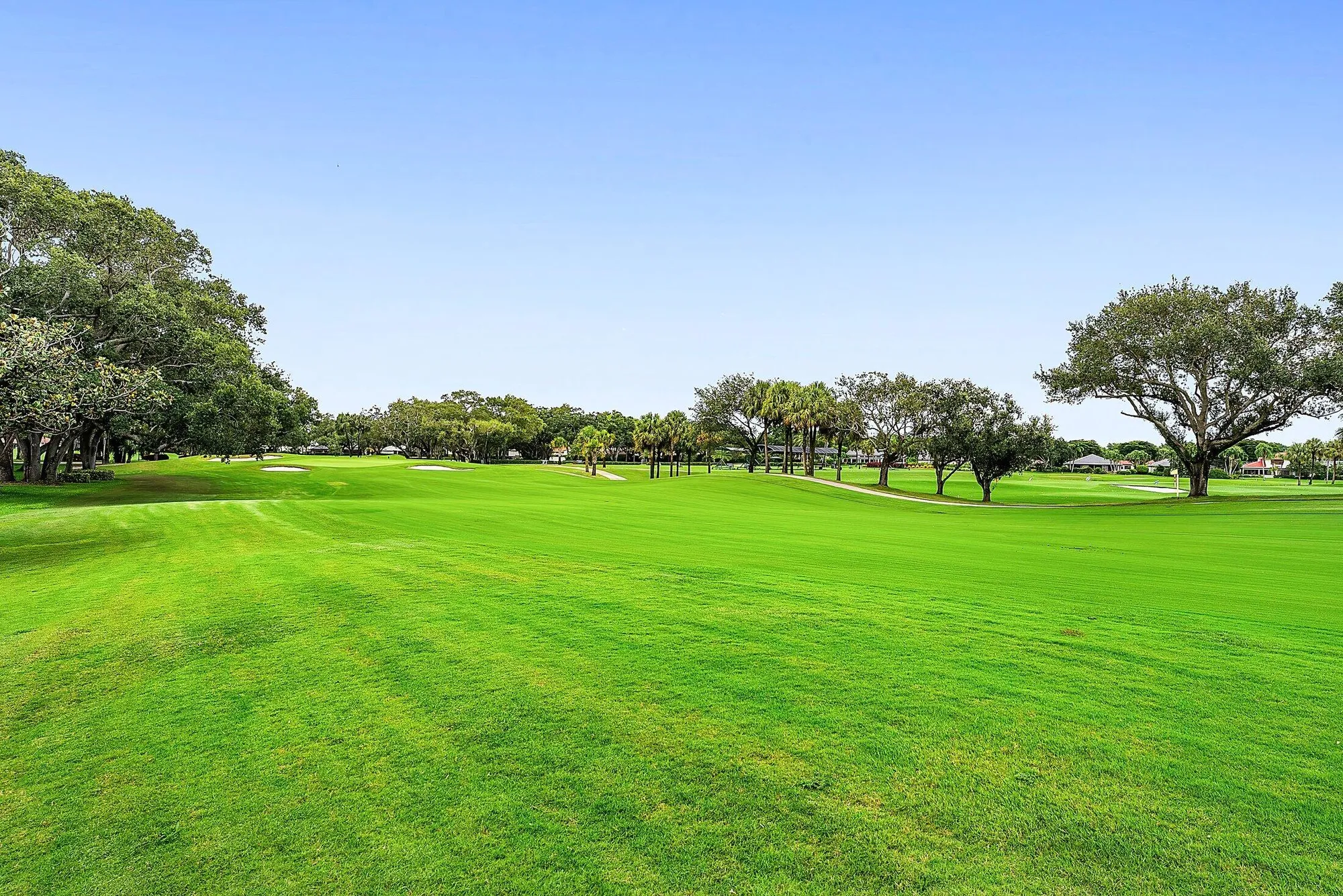 Property Slideshow image 38 of 73 | 14 oaks ln, Boynton Beach, FL, 33436