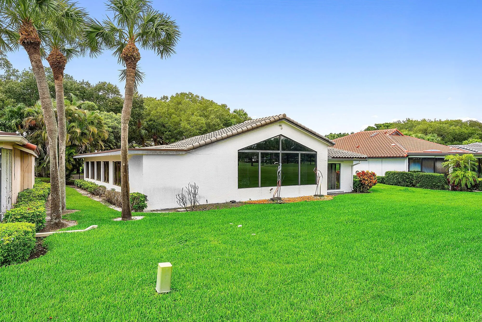 Property Slideshow image 41 of 73 | 14 oaks ln, Boynton Beach, FL, 33436