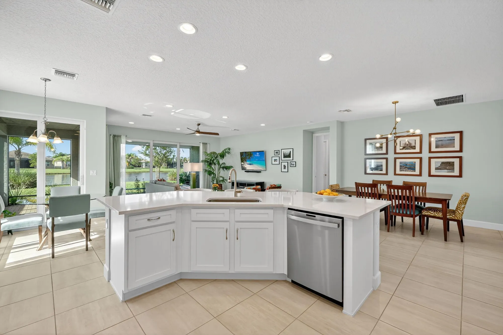 Property Slideshow image 14 of 101 | 11742 sw sailfish isles way, Port Saint Lucie, FL, 34987