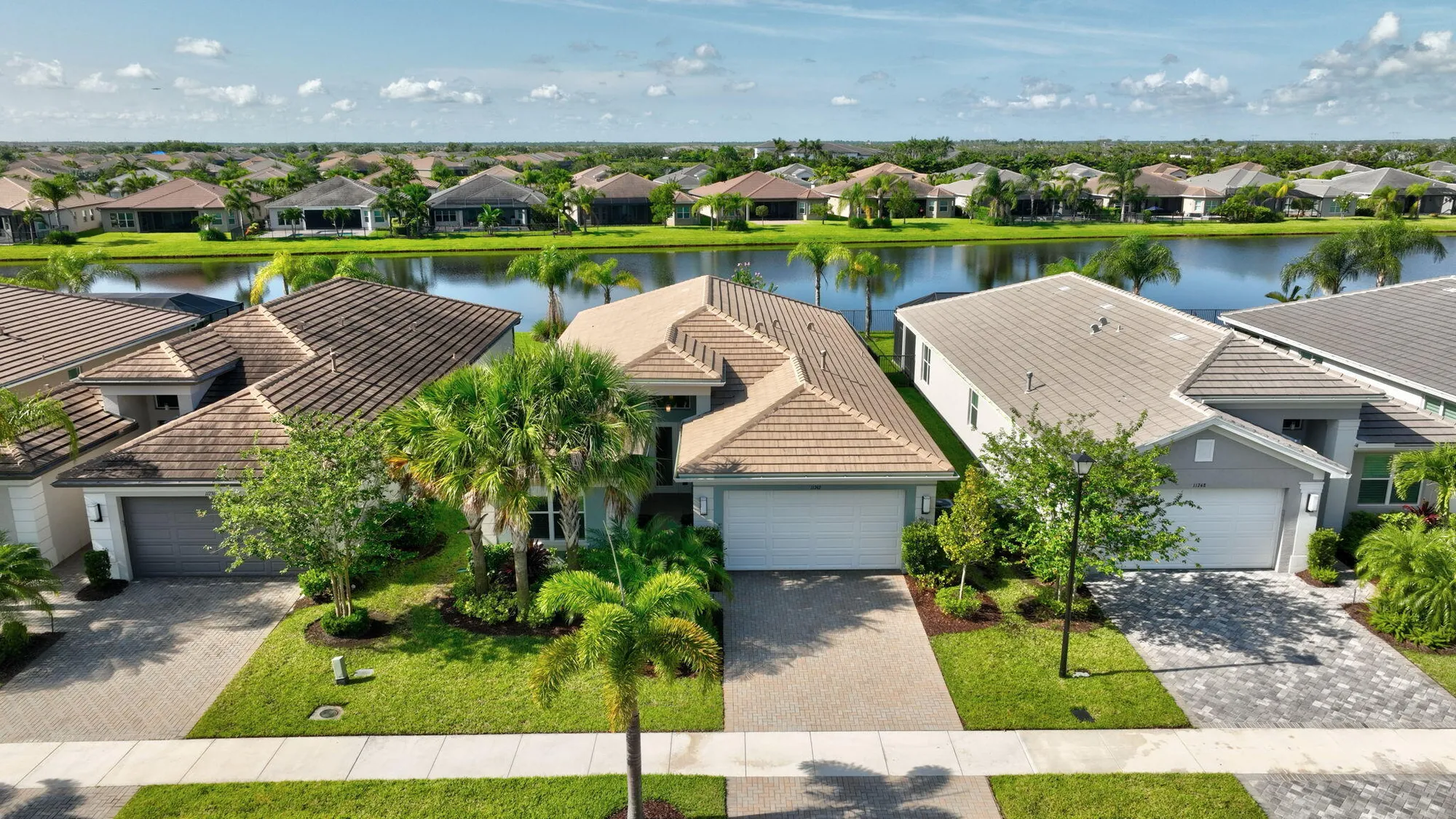Property Slideshow image 43 of 101 | 11742 sw sailfish isles way, Port Saint Lucie, FL, 34987