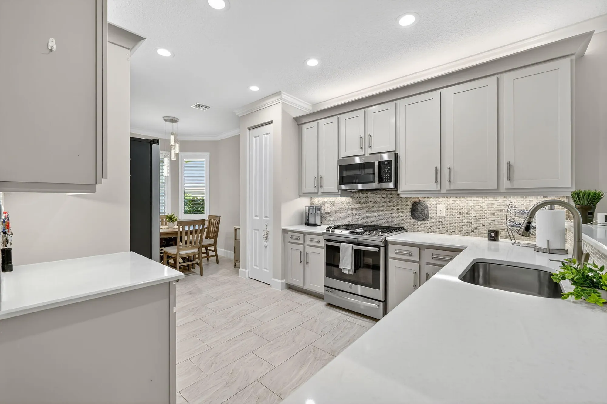 Property Slideshow image 13 of 102 | 10679 sw sunray st, Port Saint Lucie, FL, 34987