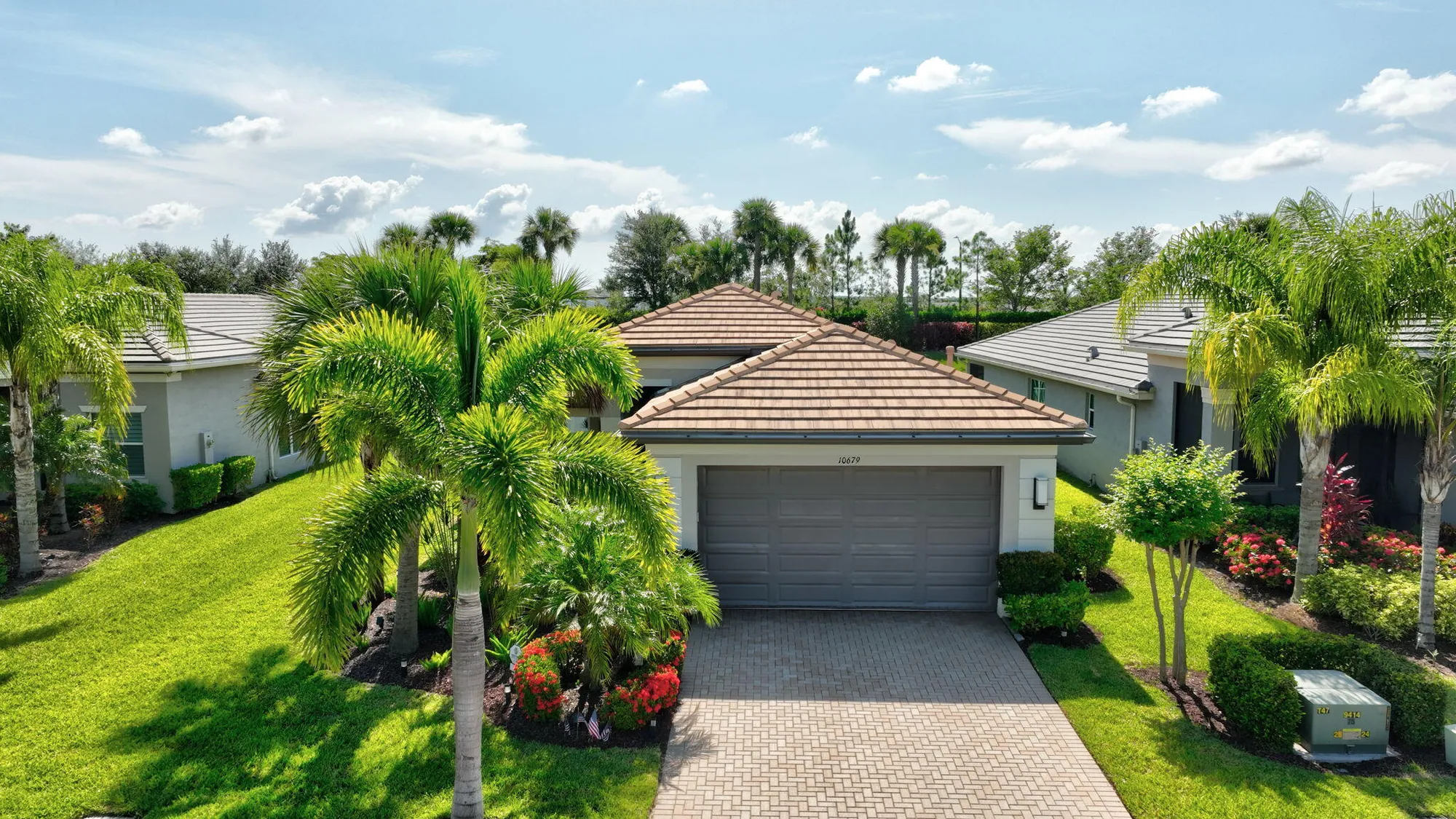 Property Slideshow image 43 of 102 | 10679 sw sunray st, Port Saint Lucie, FL, 34987