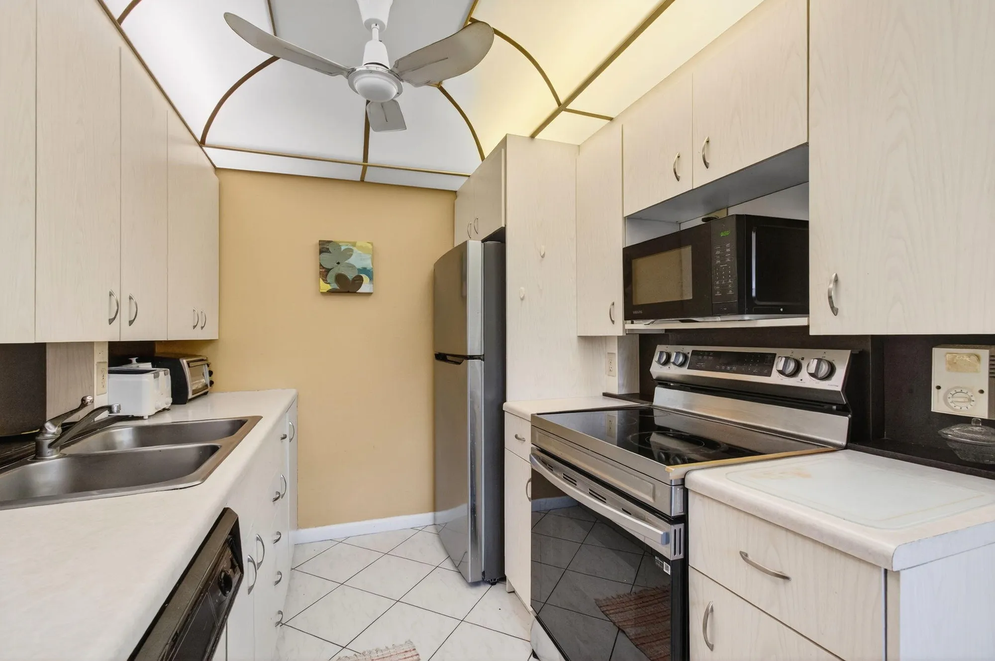 Property Slideshow image 9 of 82 | 3014 exeter a, Boca Raton, FL, 33434