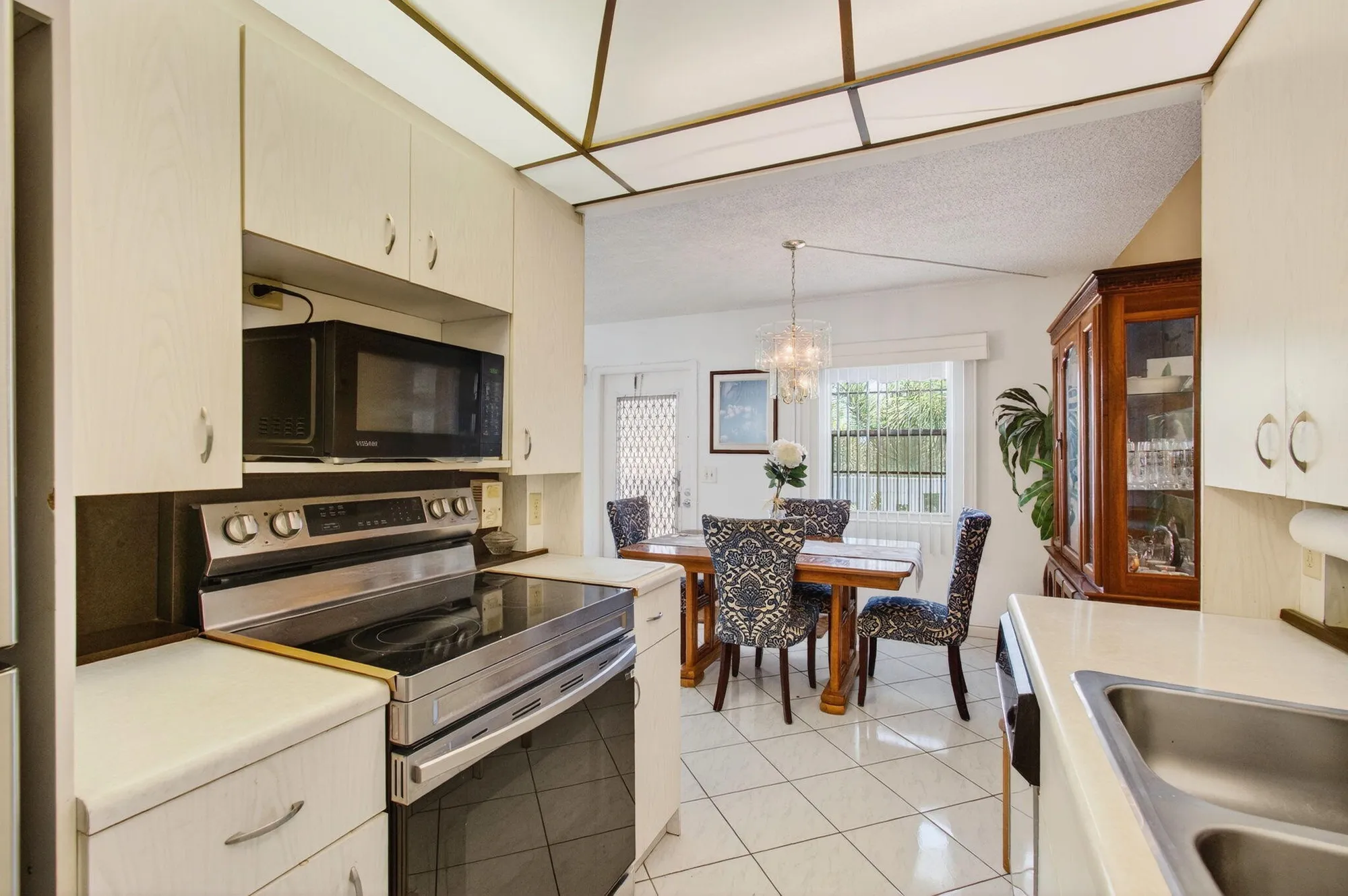 Property Slideshow image 10 of 82 | 3014 exeter a, Boca Raton, FL, 33434