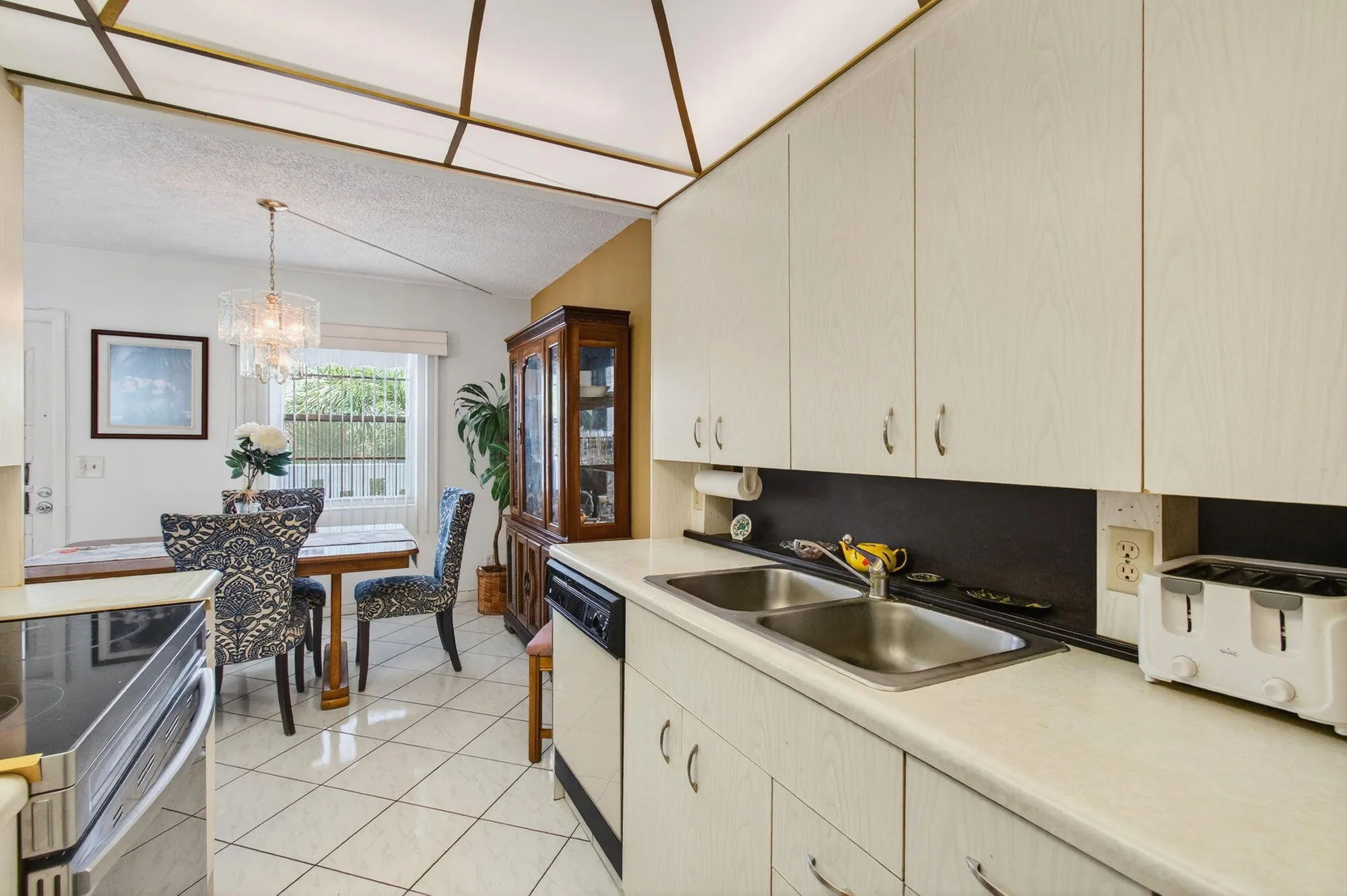 Property Slideshow image 11 of 82 | 3014 exeter a, Boca Raton, FL, 33434
