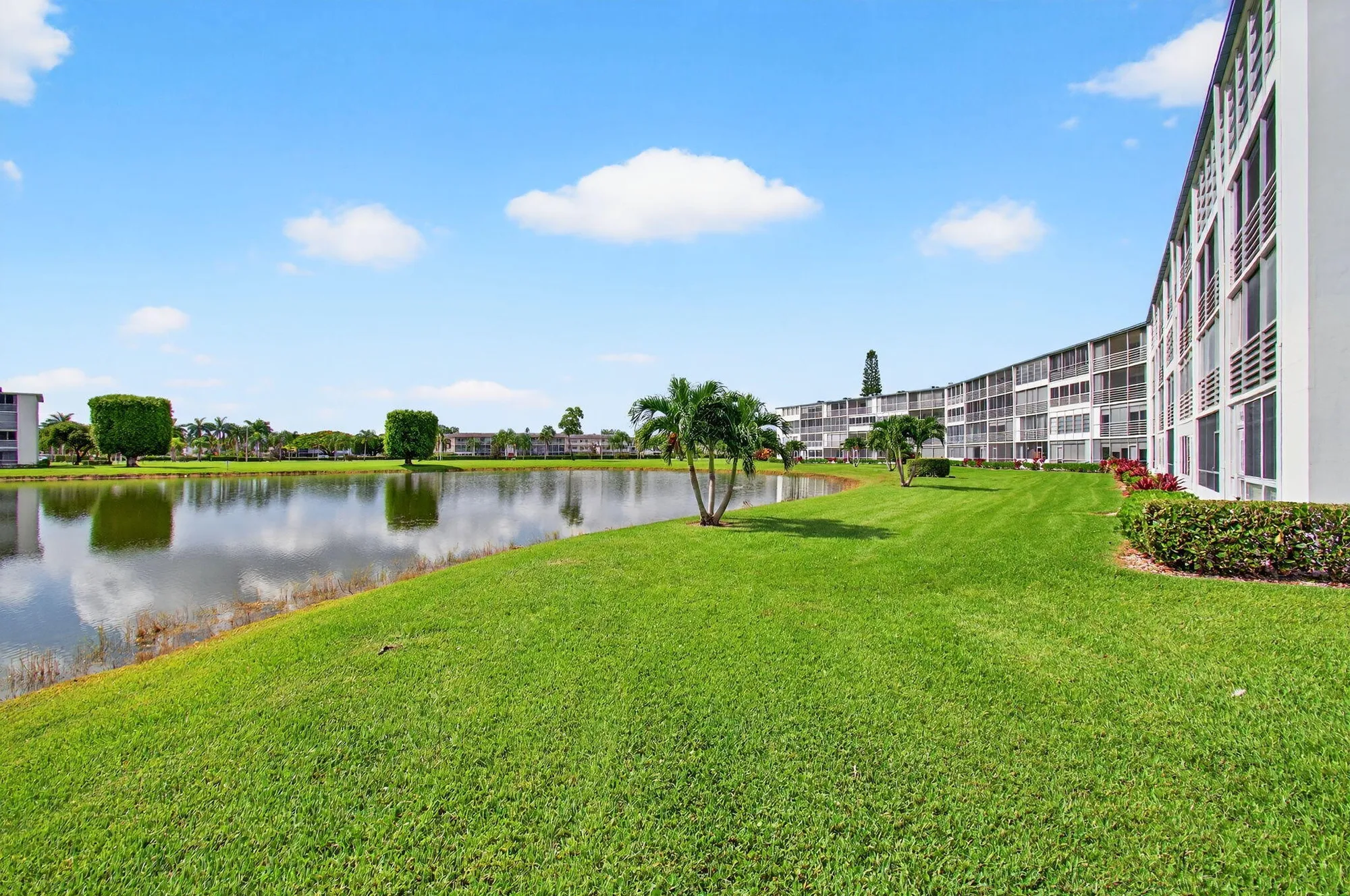 Property Slideshow image 33 of 82 | 3014 exeter a, Boca Raton, FL, 33434