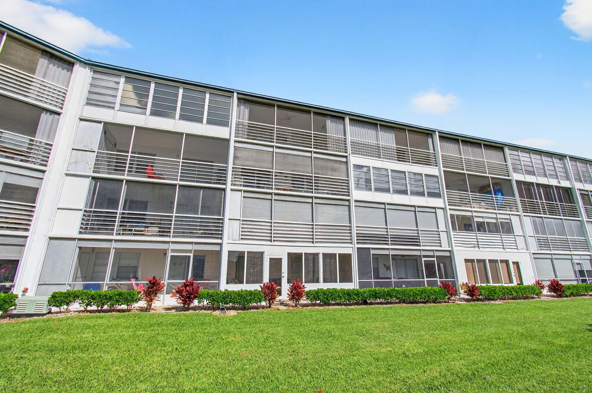 Property Slideshow image 36 of 82 | 3014 exeter a, Boca Raton, FL, 33434