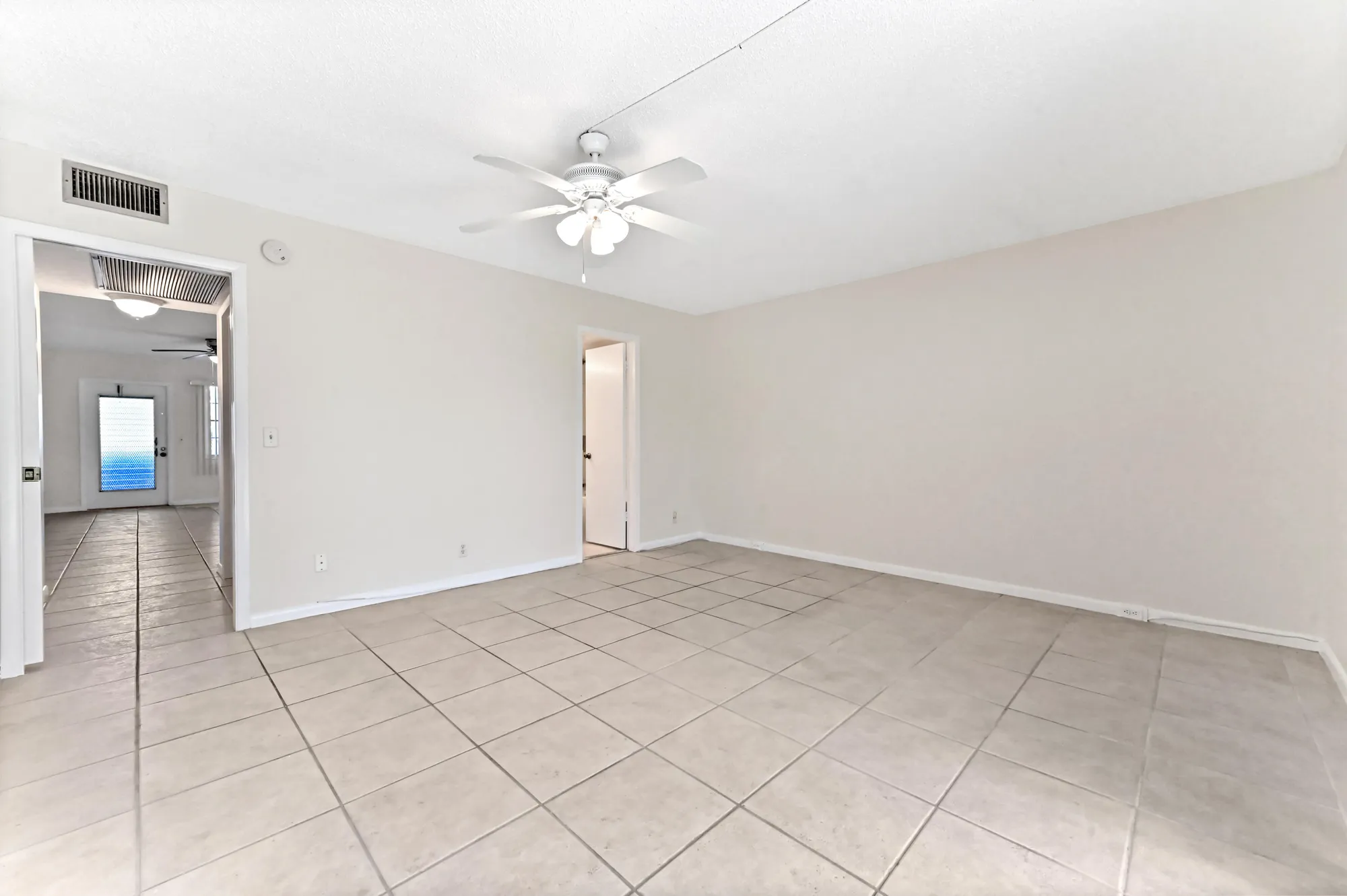 Property Slideshow image 17 of 28 | 1010 newcastle a # 1010, Boca Raton, FL, 33434