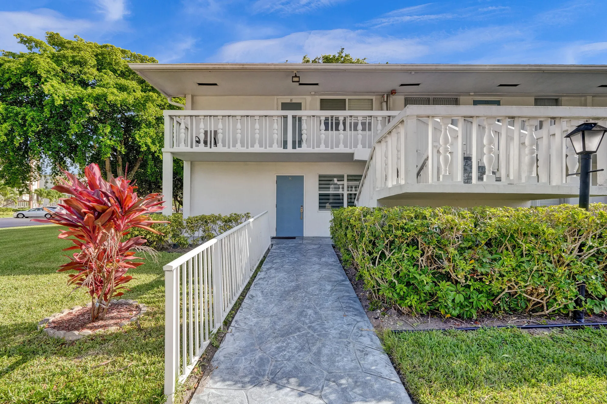 Property Slideshow image 1 of 39 | 8 richmond b # 8, Deerfield Beach, FL, 33442