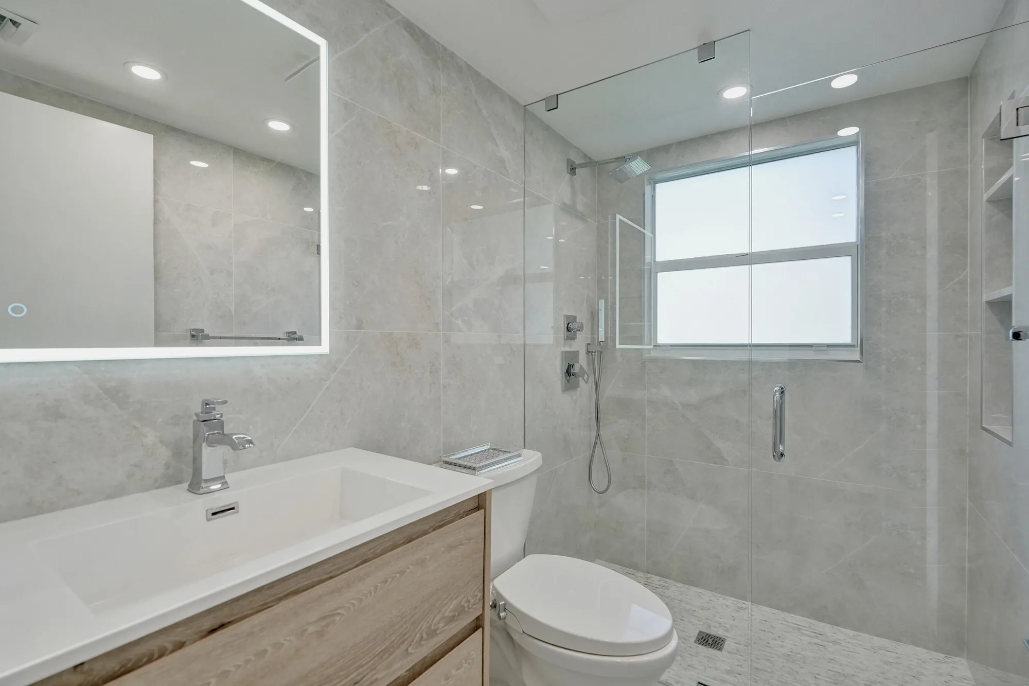 Property Slideshow image 26 of 39 | 8 richmond b # 8, Deerfield Beach, FL, 33442