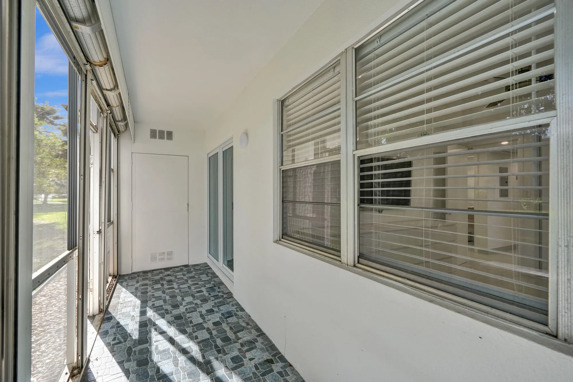 Property Slideshow image 35 of 39 | 8 richmond b # 8, Deerfield Beach, FL, 33442