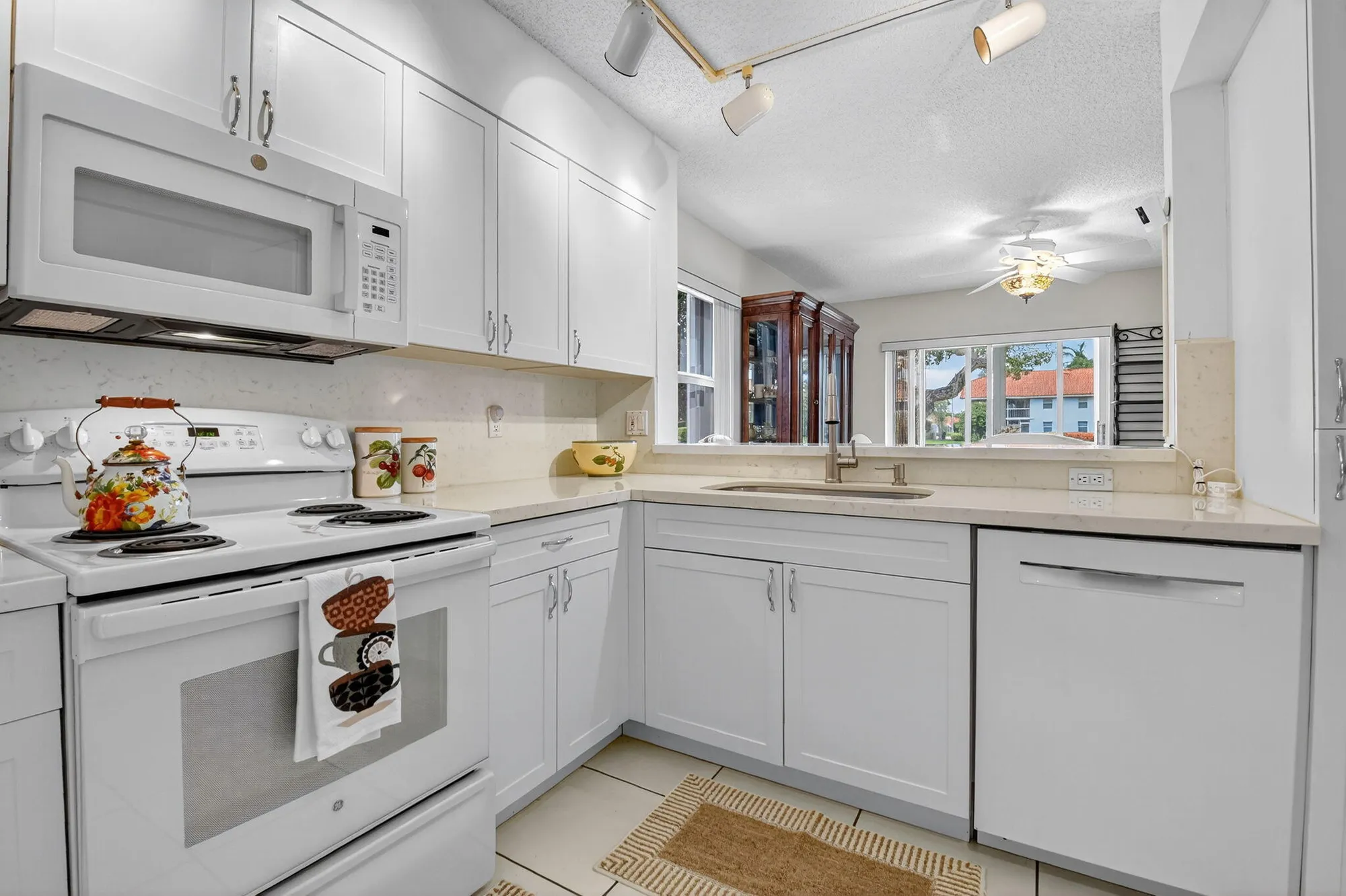 Property Slideshow image 5 of 30 | 7390 lake meadow way apt 101, Boynton Beach, FL, 33437