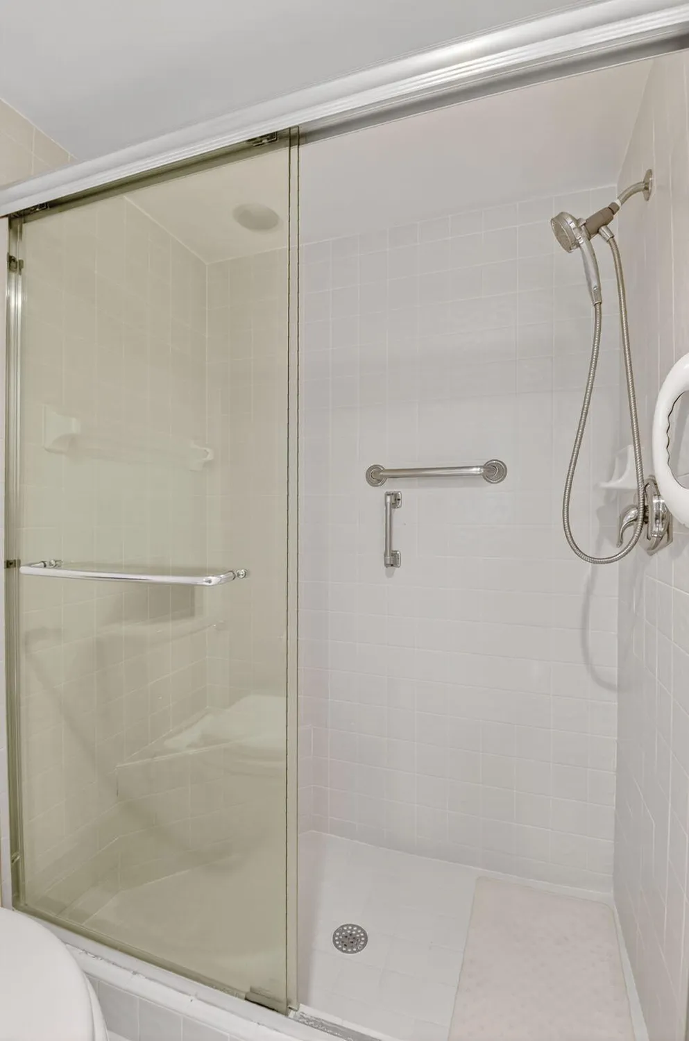 Property Slideshow image 16 of 30 | 7390 lake meadow way apt 101, Boynton Beach, FL, 33437
