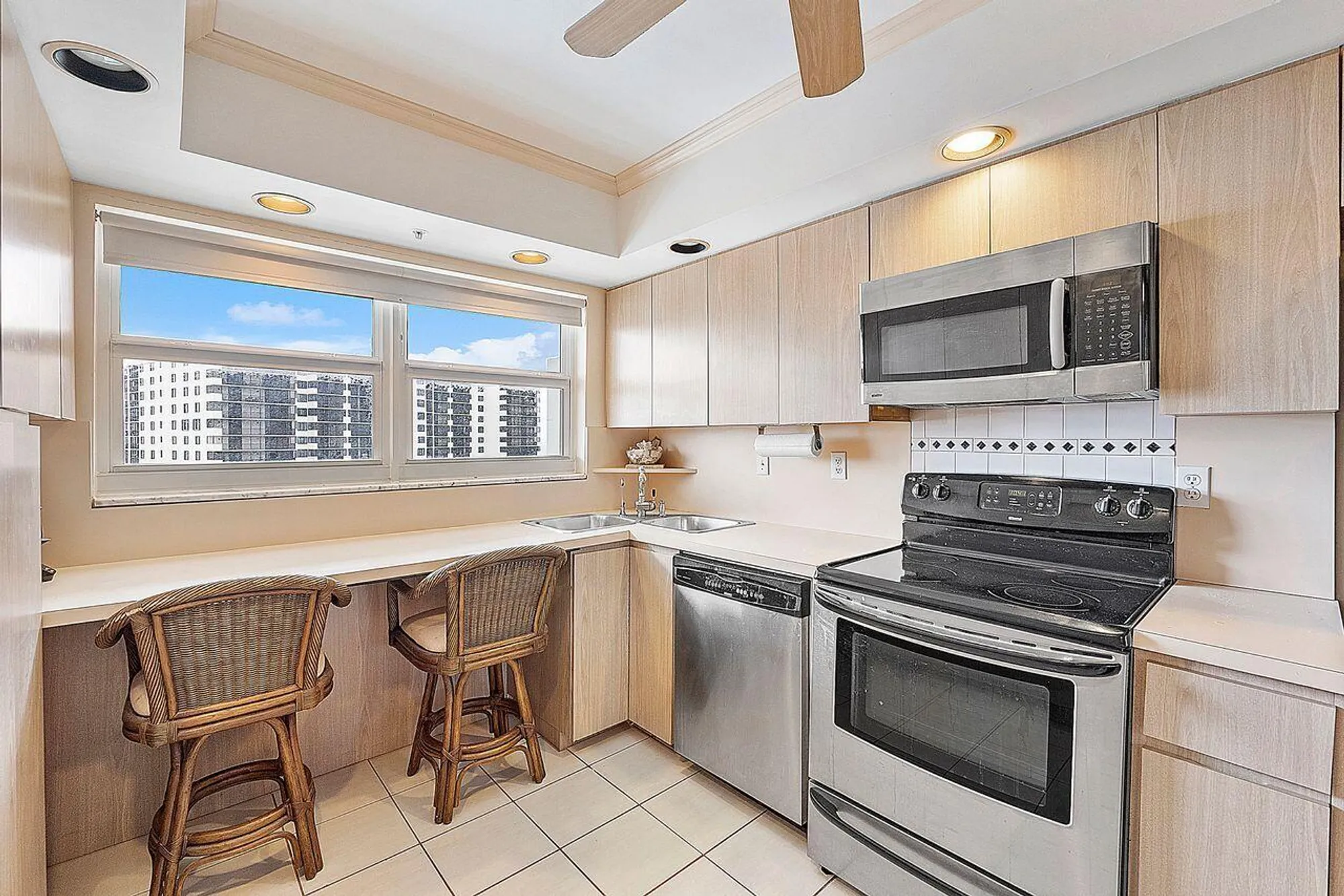 Property Slideshow image 26 of 58 | 3310 s ocean blvd 1030d, Highland Beach, FL, 33487