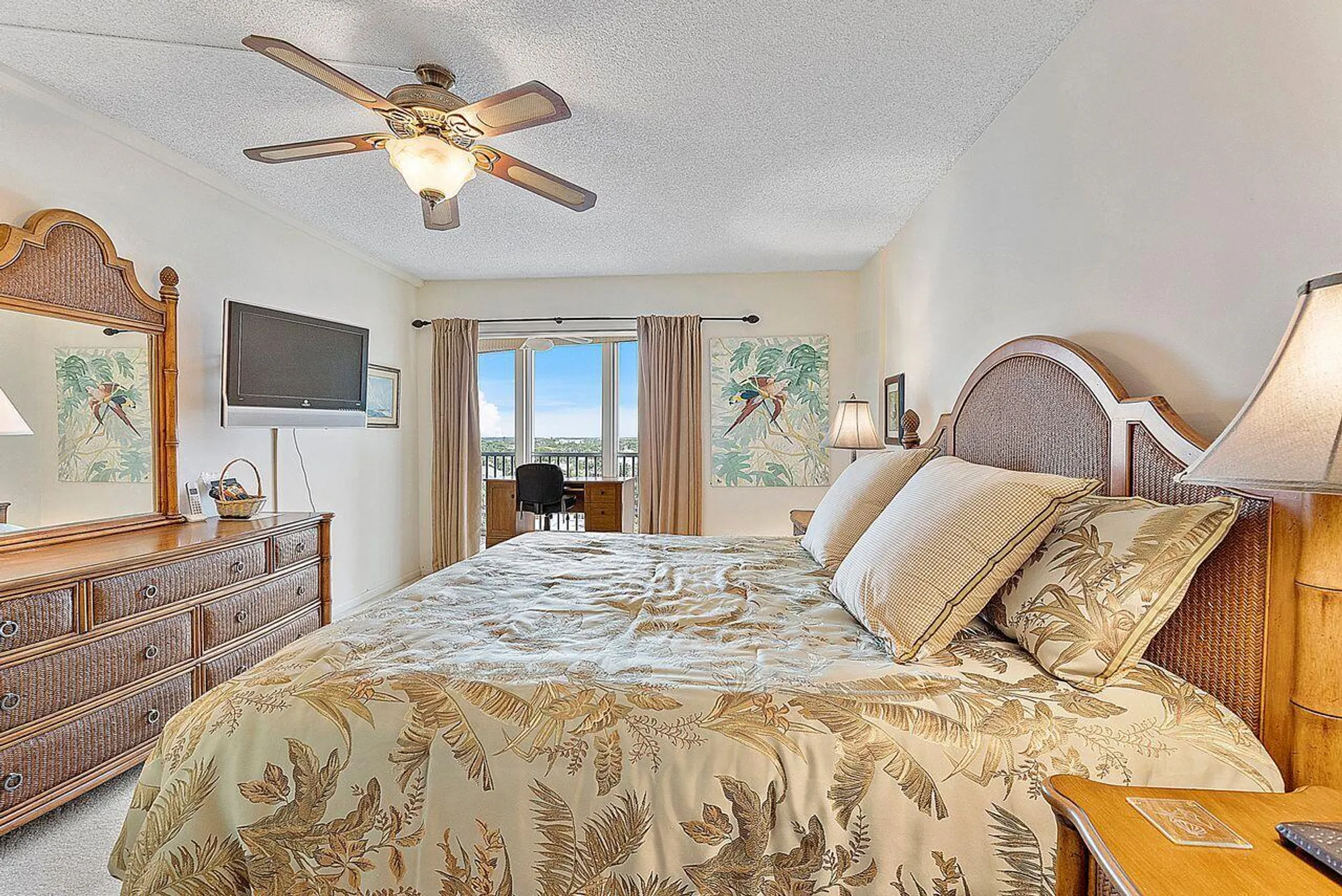 Property Slideshow image 16 of 58 | 3310 s ocean blvd 1030d, Highland Beach, FL, 33487