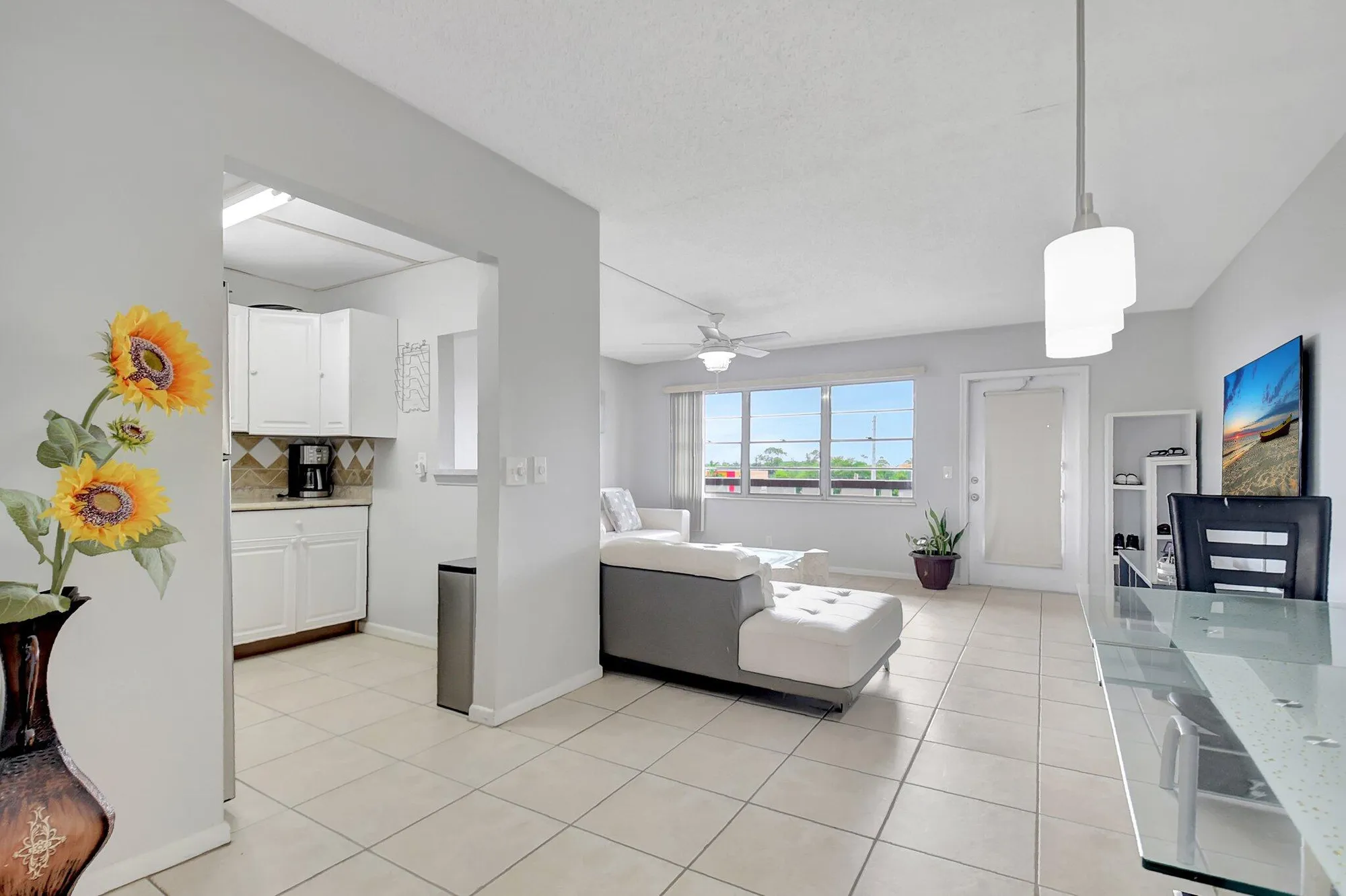 Property Slideshow image 9 of 45 | 425 southampton b # 425, West Palm Beach, FL, 33417