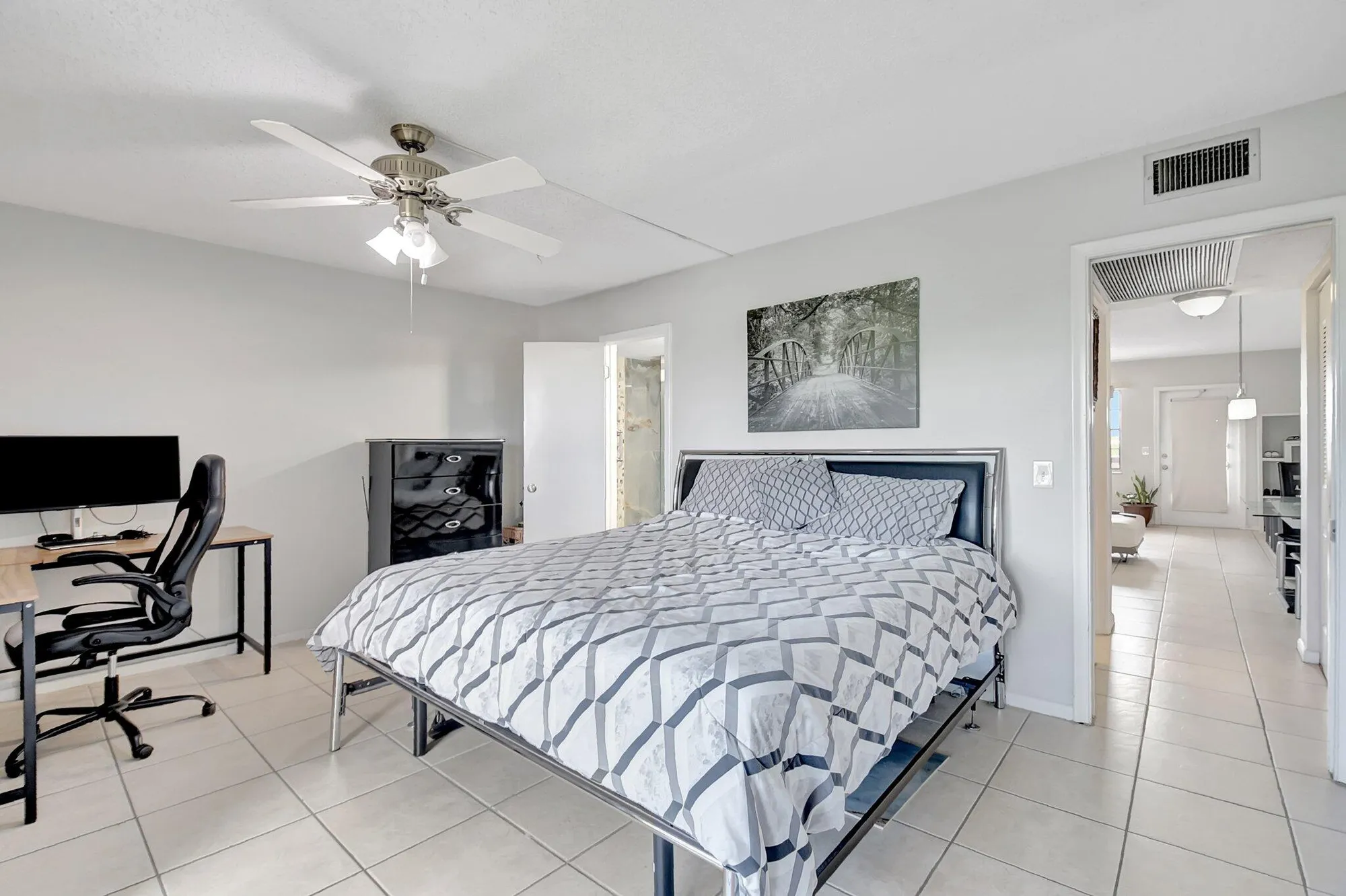 Property Slideshow image 16 of 45 | 425 southampton b # 425, West Palm Beach, FL, 33417