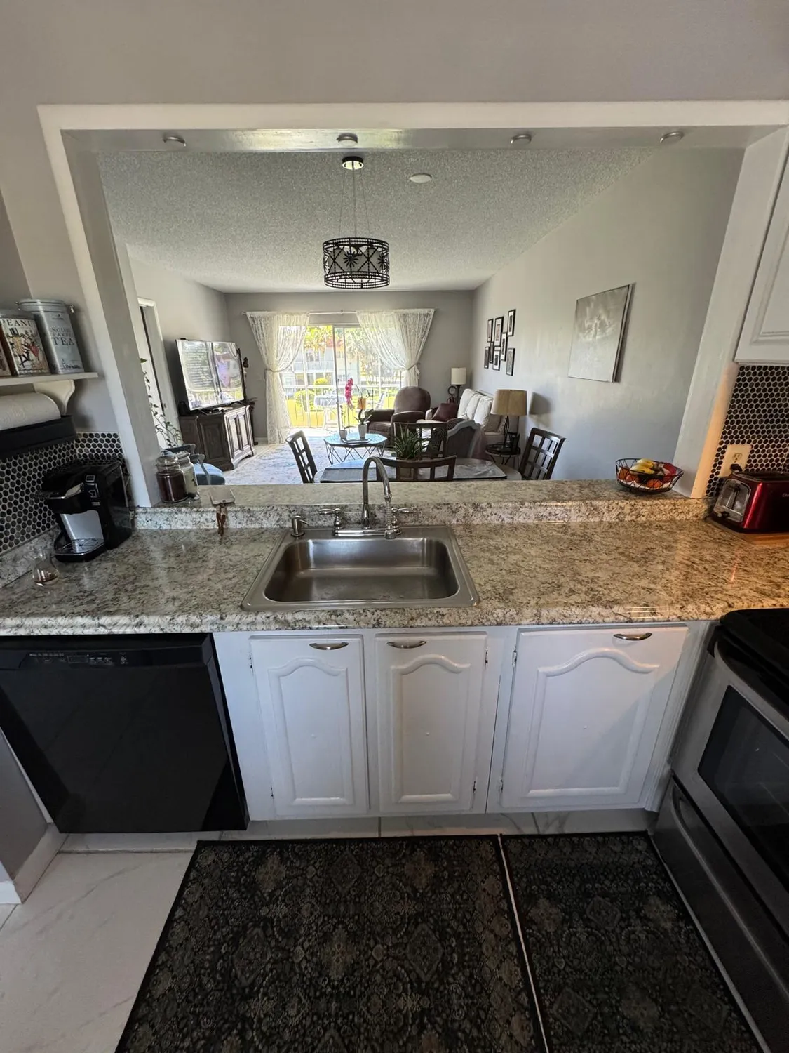 Property Slideshow image 7 of 32 | 33 abbey ln apt 207, Delray Beach, FL, 33446