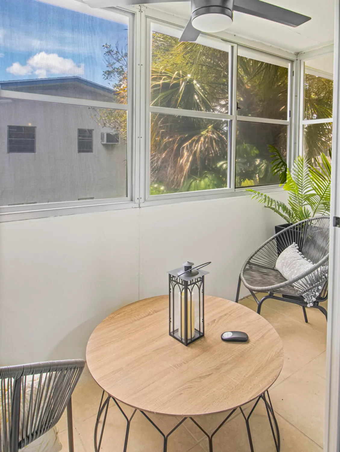 Property Slideshow image 18 of 38 | 302 norwich m # 302, West Palm Beach, FL, 33417