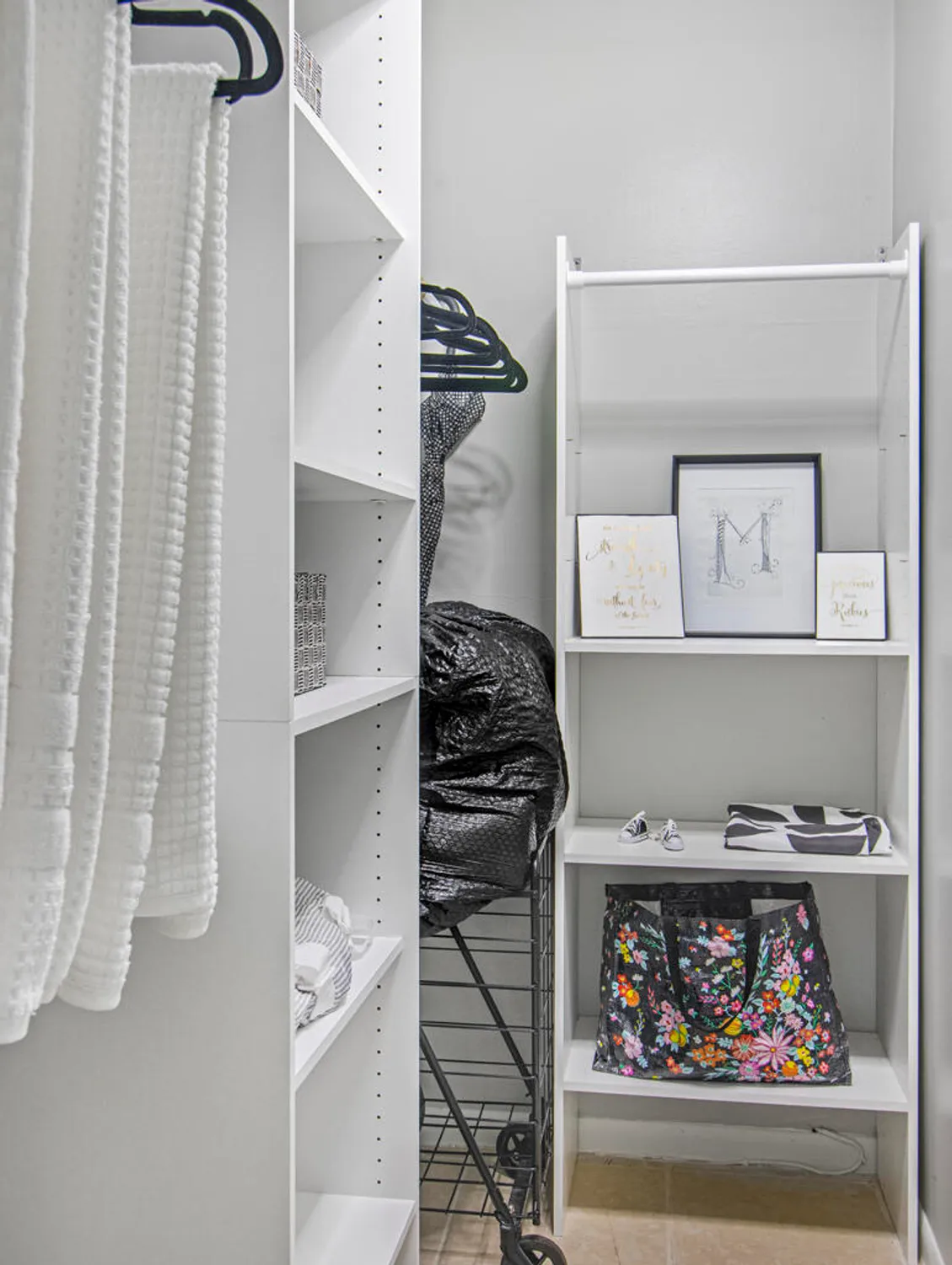 Property Slideshow image 14 of 38 | 302 norwich m # 302, West Palm Beach, FL, 33417